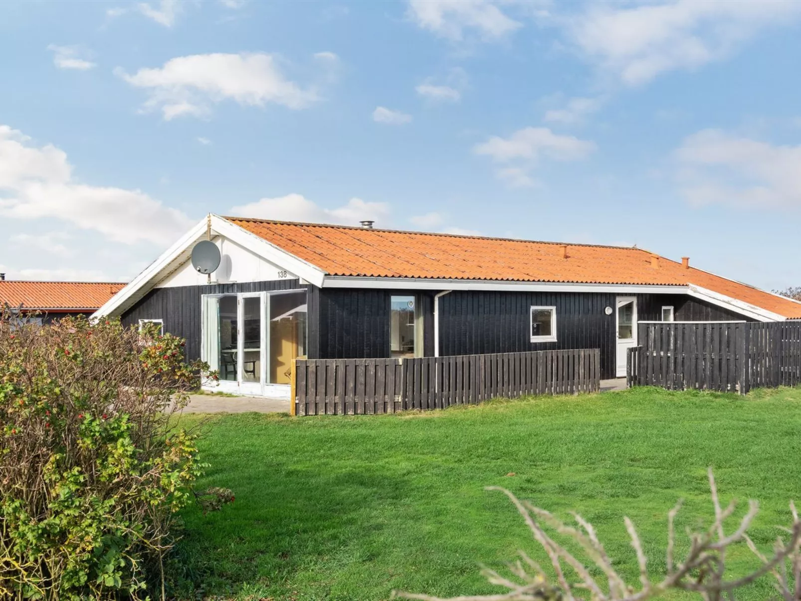 "Bettine" - 500m from the sea-Outside