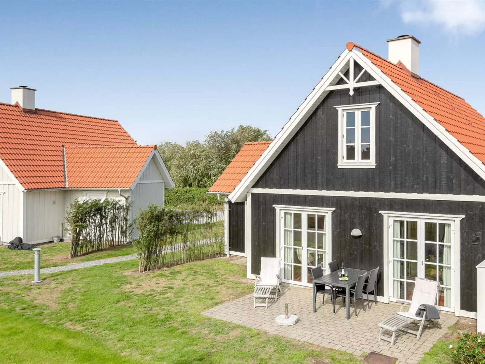 "Folkmar" - 800m from the sea-Outside