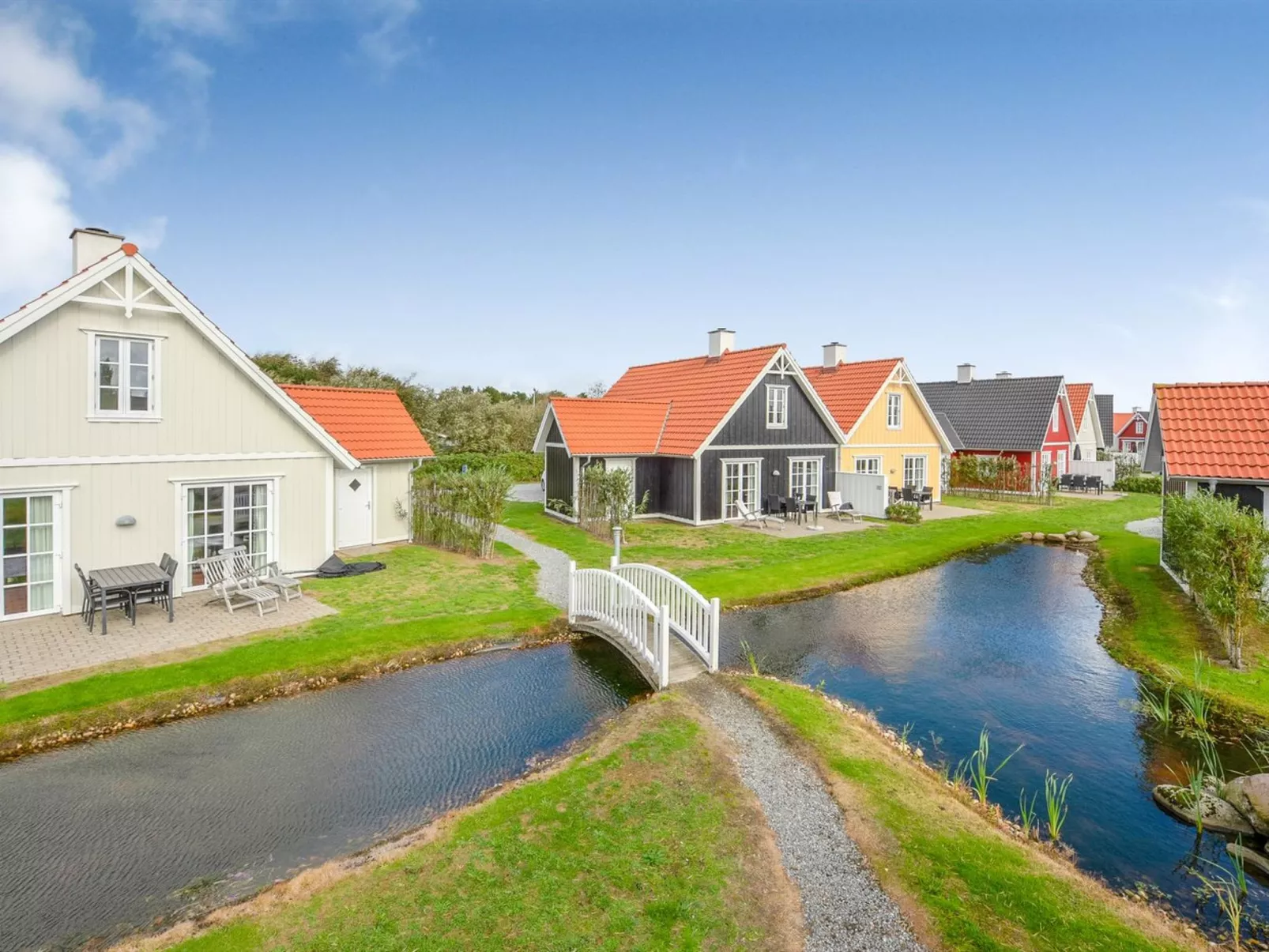 "Folkmar" - 800m from the sea-Outside