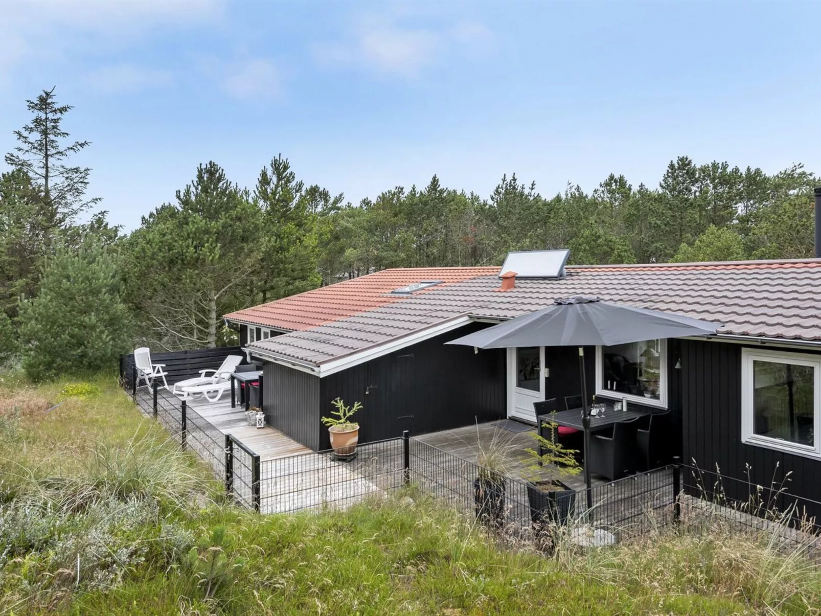 "Emeline" - 1.7km from the sea-Dehors