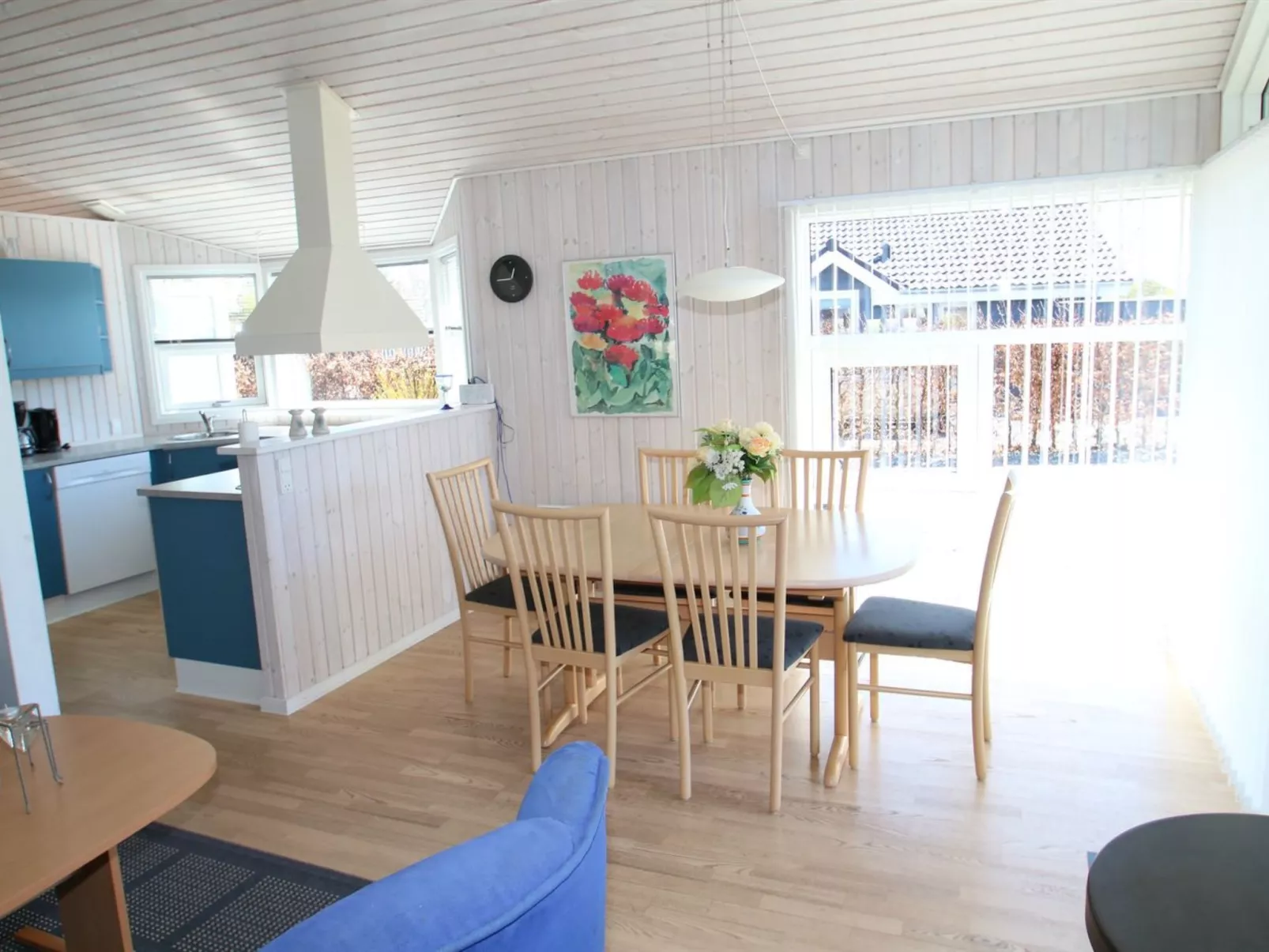 "Aaran" - 300m from the sea-Inside