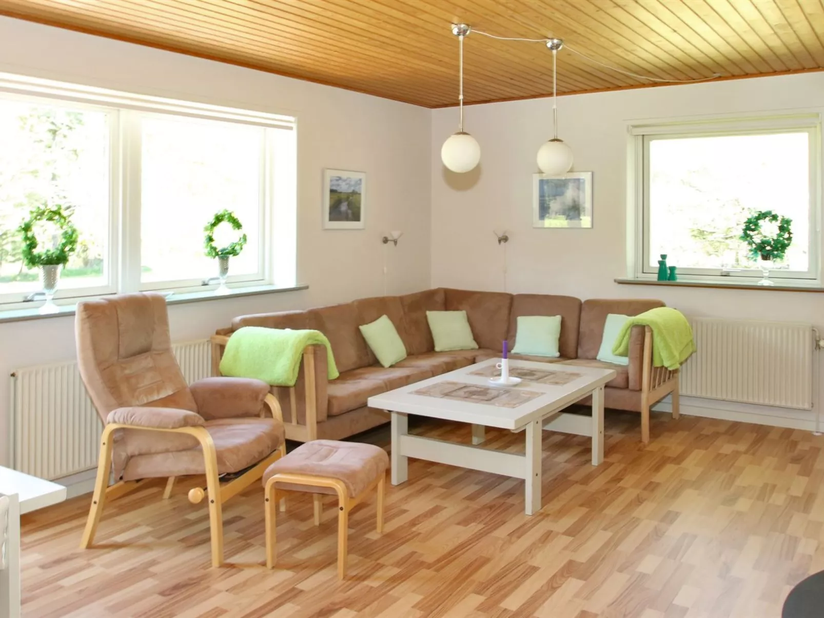 "Ognen" - 1.5km from the sea-Inside