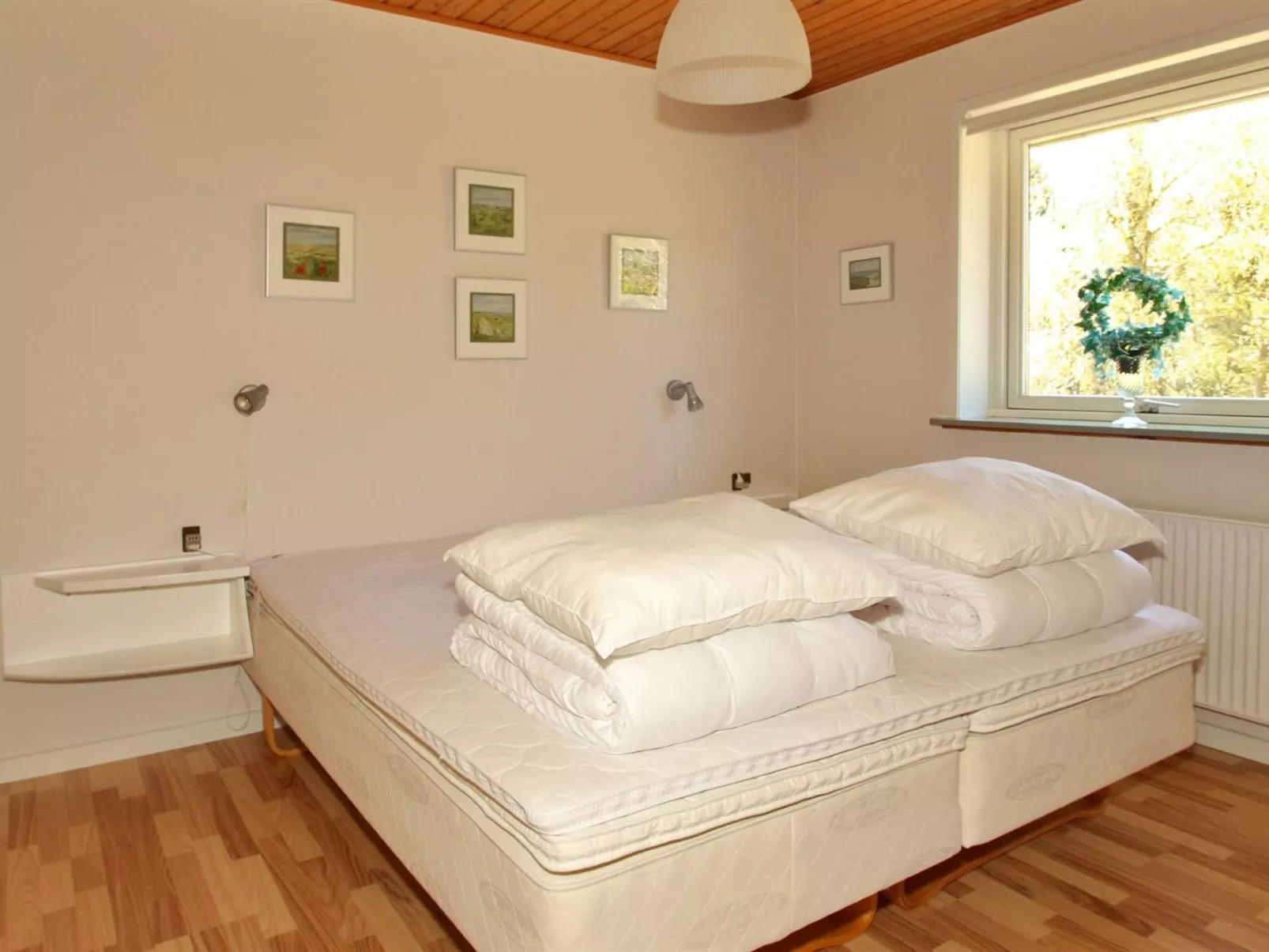 "Ognen" - 1.5km from the sea-Inside