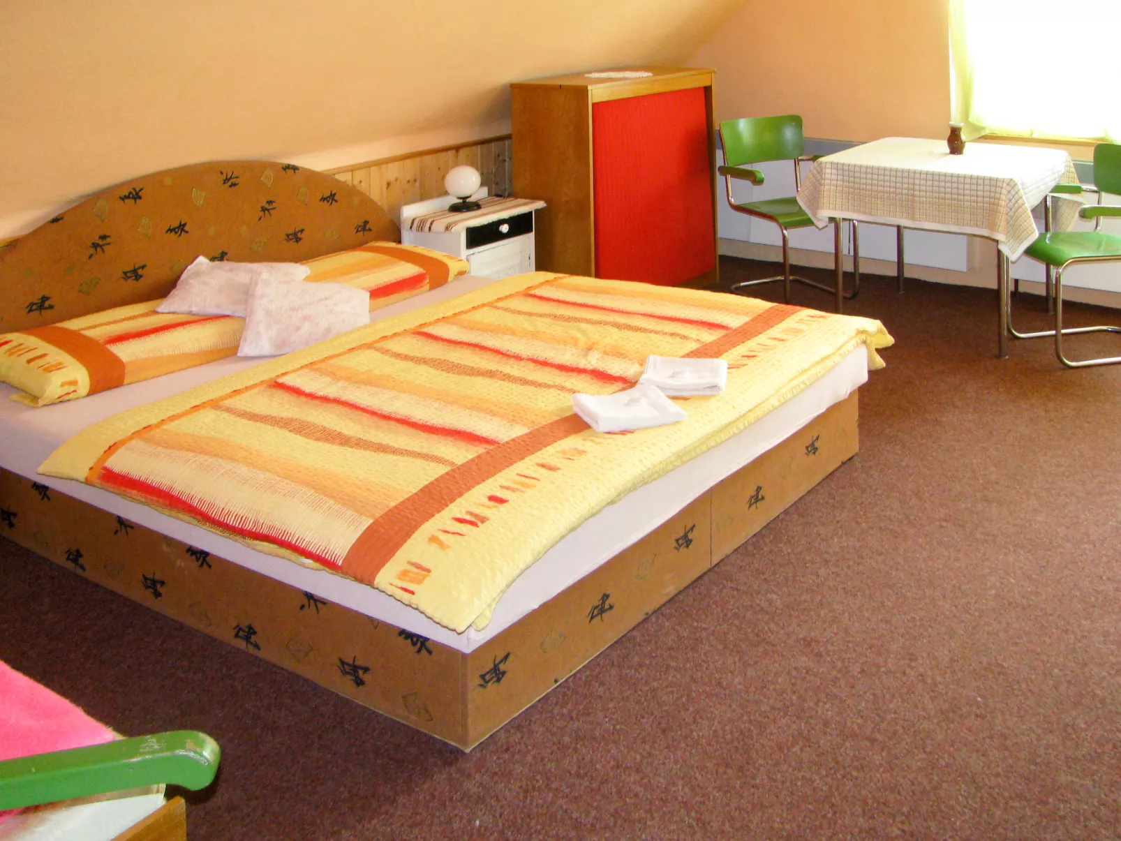 Nový Svět-Inside