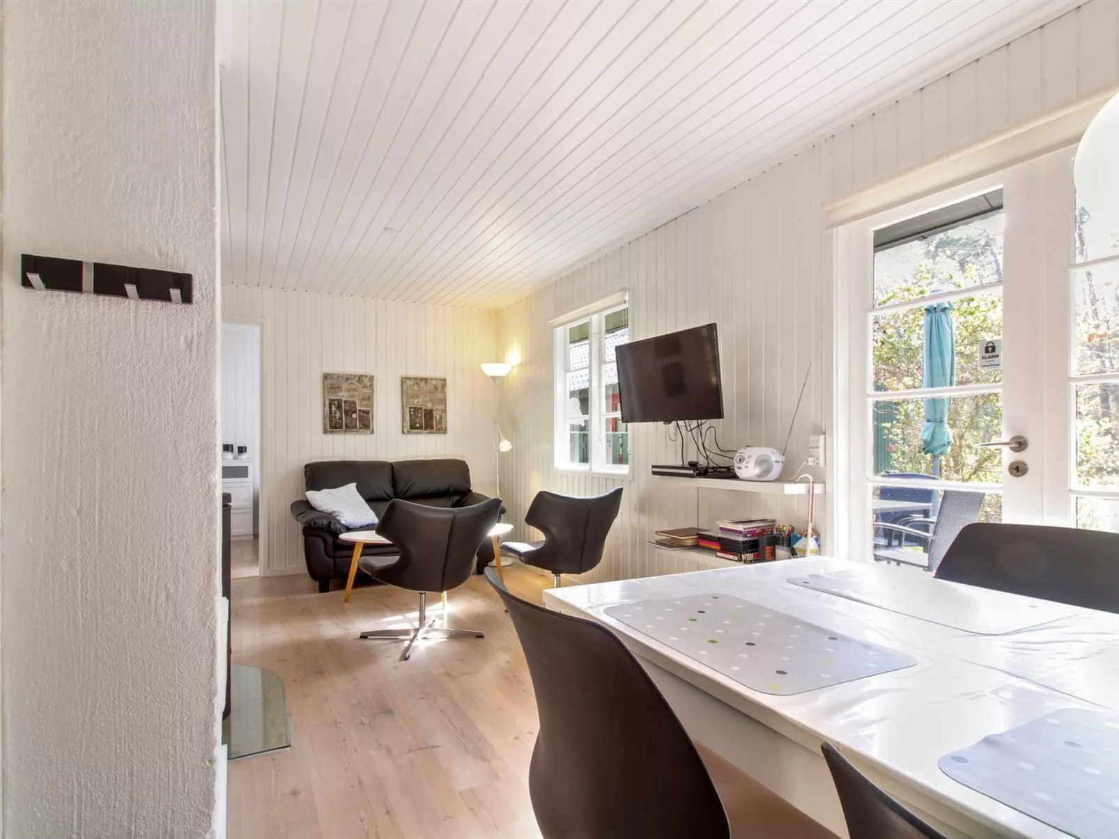 "Franzine" - 200m from the sea-Inside