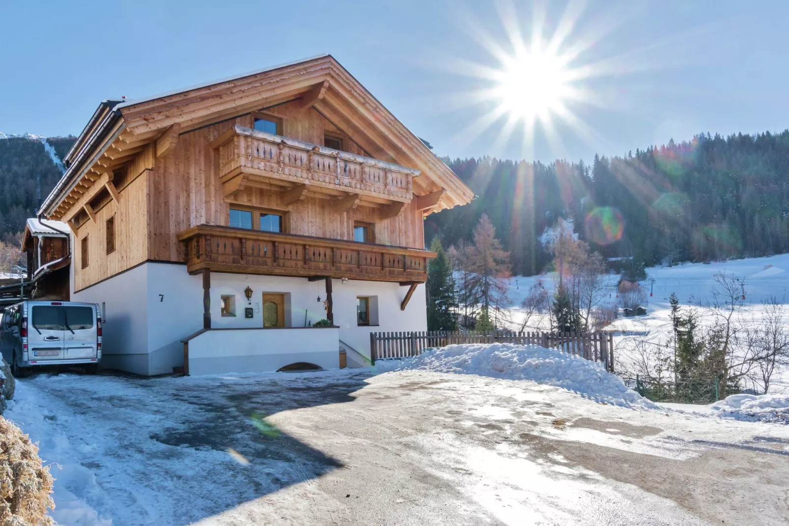 Appartement Edelweiss-Exterior winter