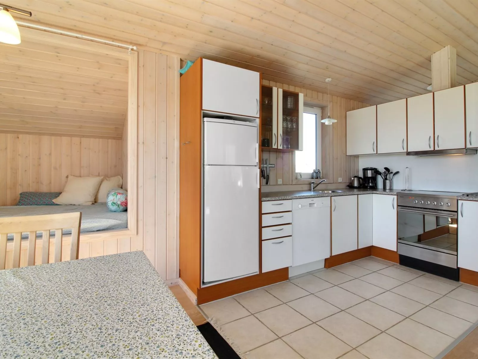"Eyvin" - 100m from the sea-Inside