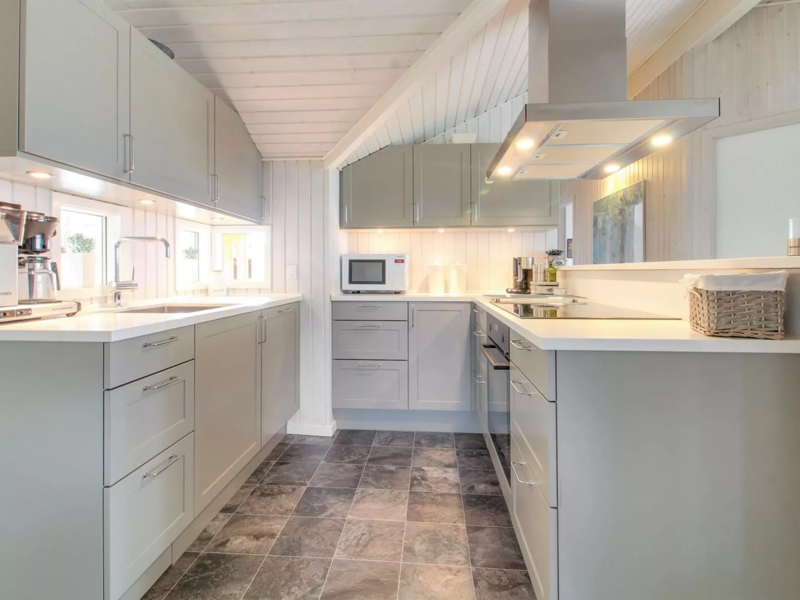 "Thrond" - 200m from the sea-Inside