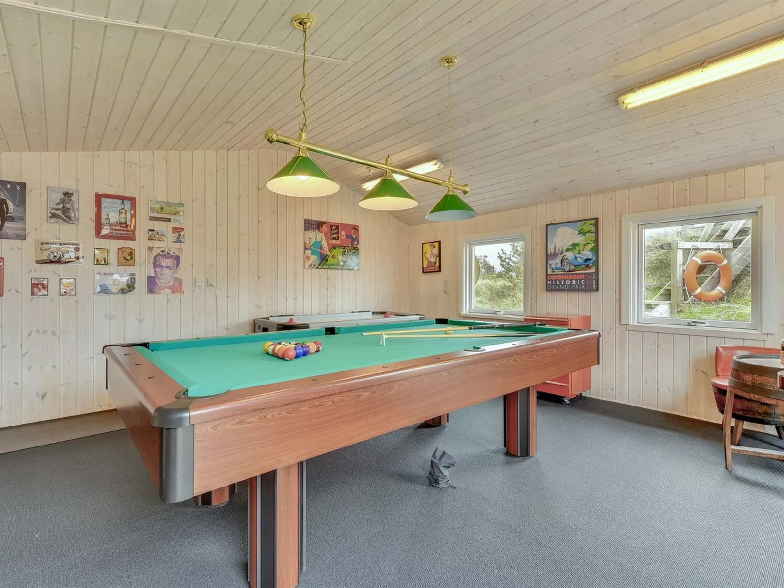 "Thrond" - 200m from the sea-Inside