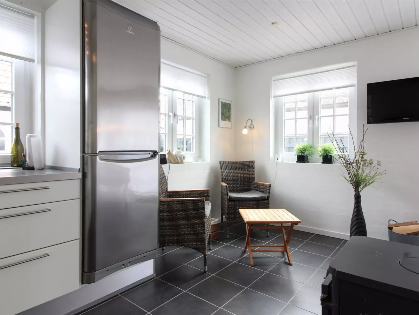 "Nisse" - 500m from the sea-Inside