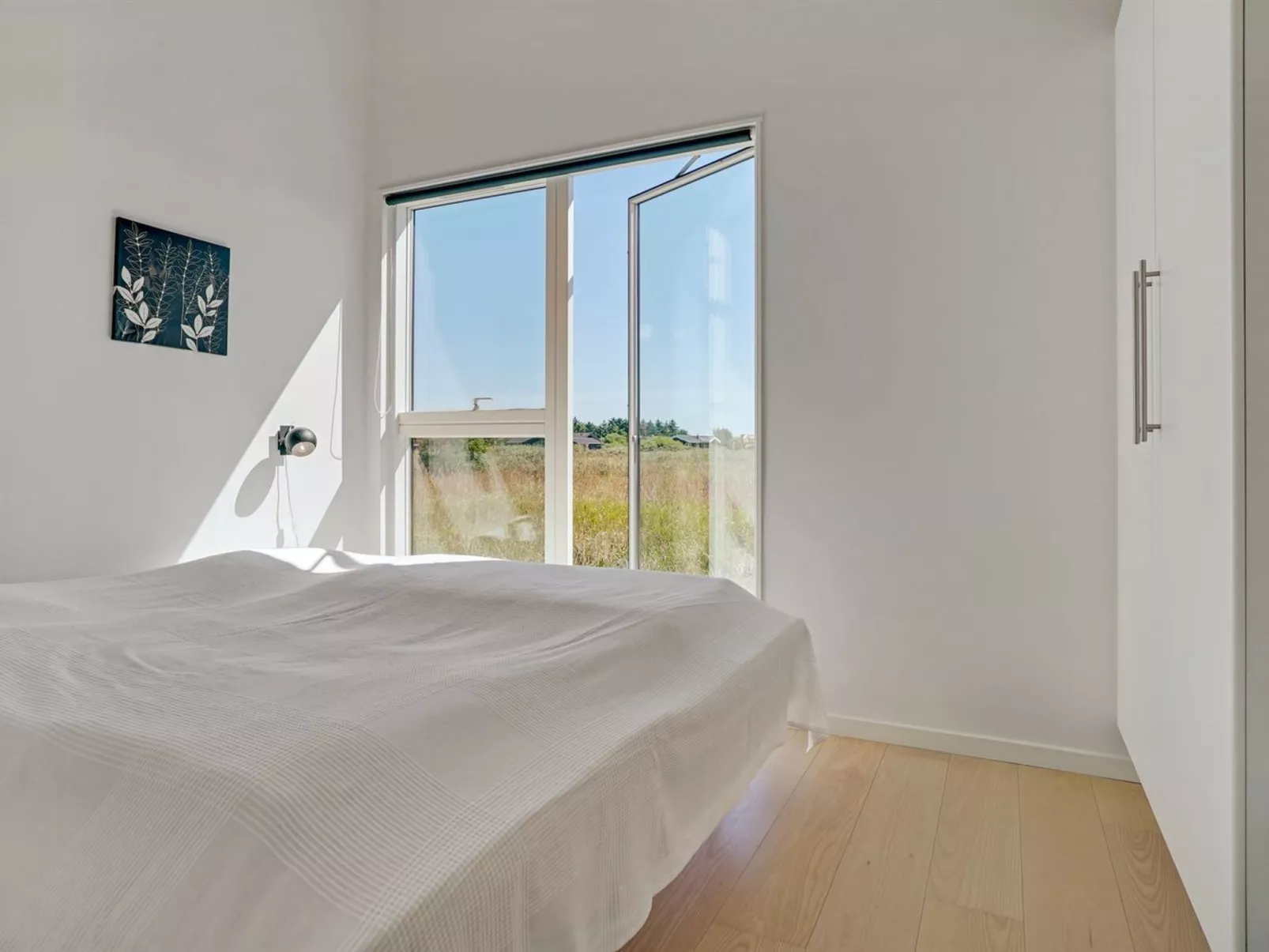 "Yaim" - 800m from the sea-Inside