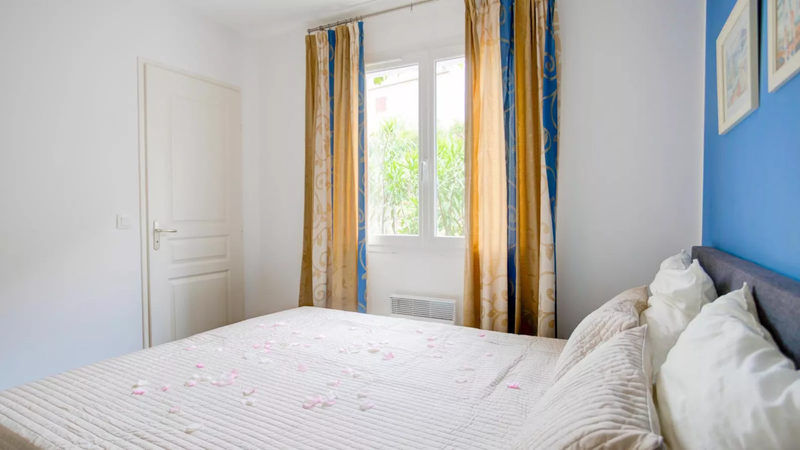 Le Jardin des Olives-Schlafzimmer