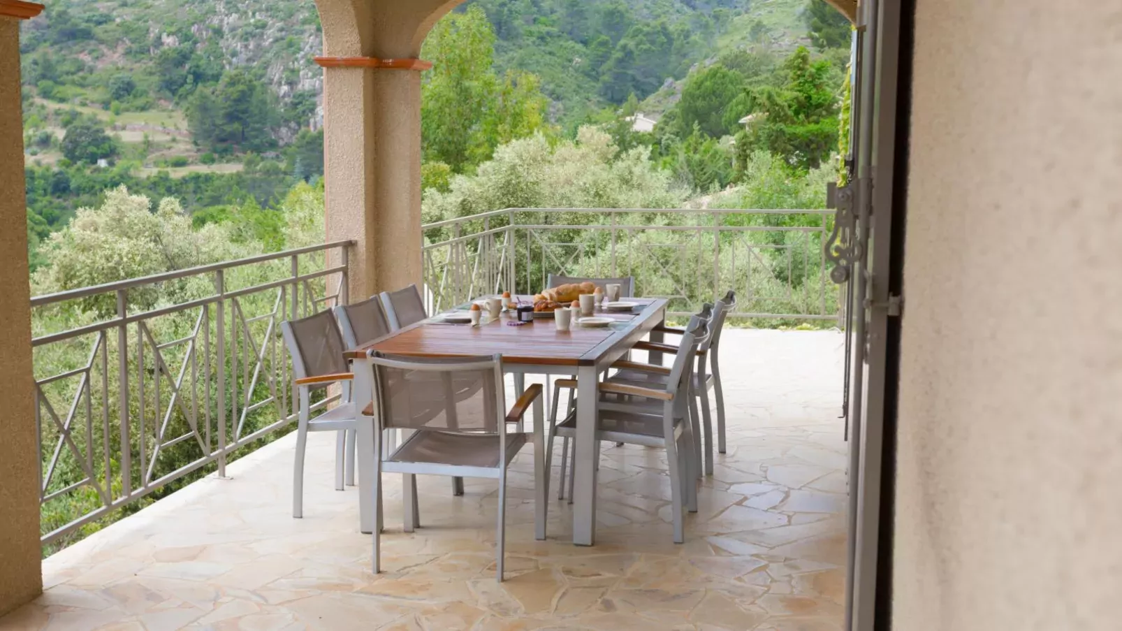 terracebalcony