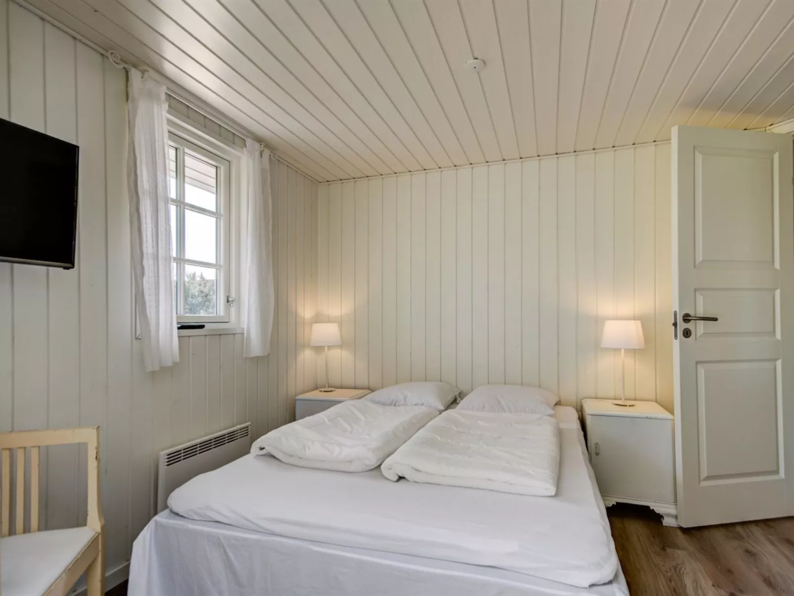 "Maunu" - 1.2km from the sea-Inside