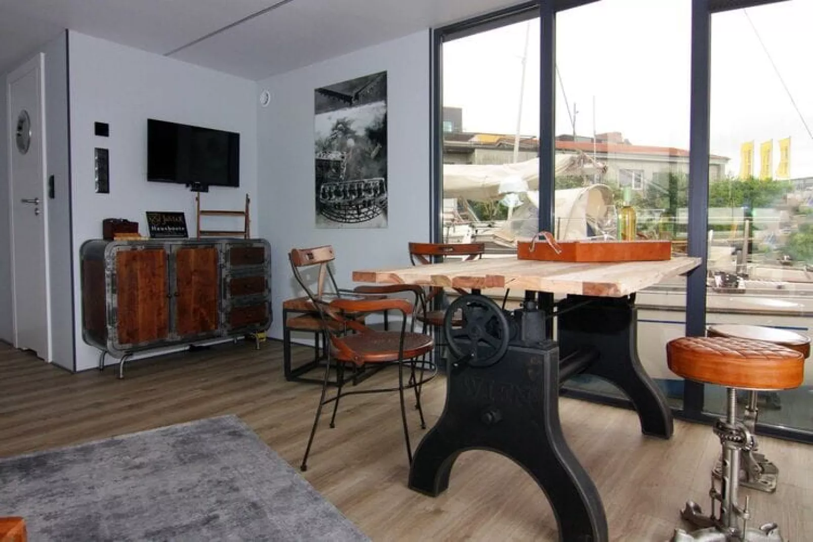Hausboot Leni-Living room