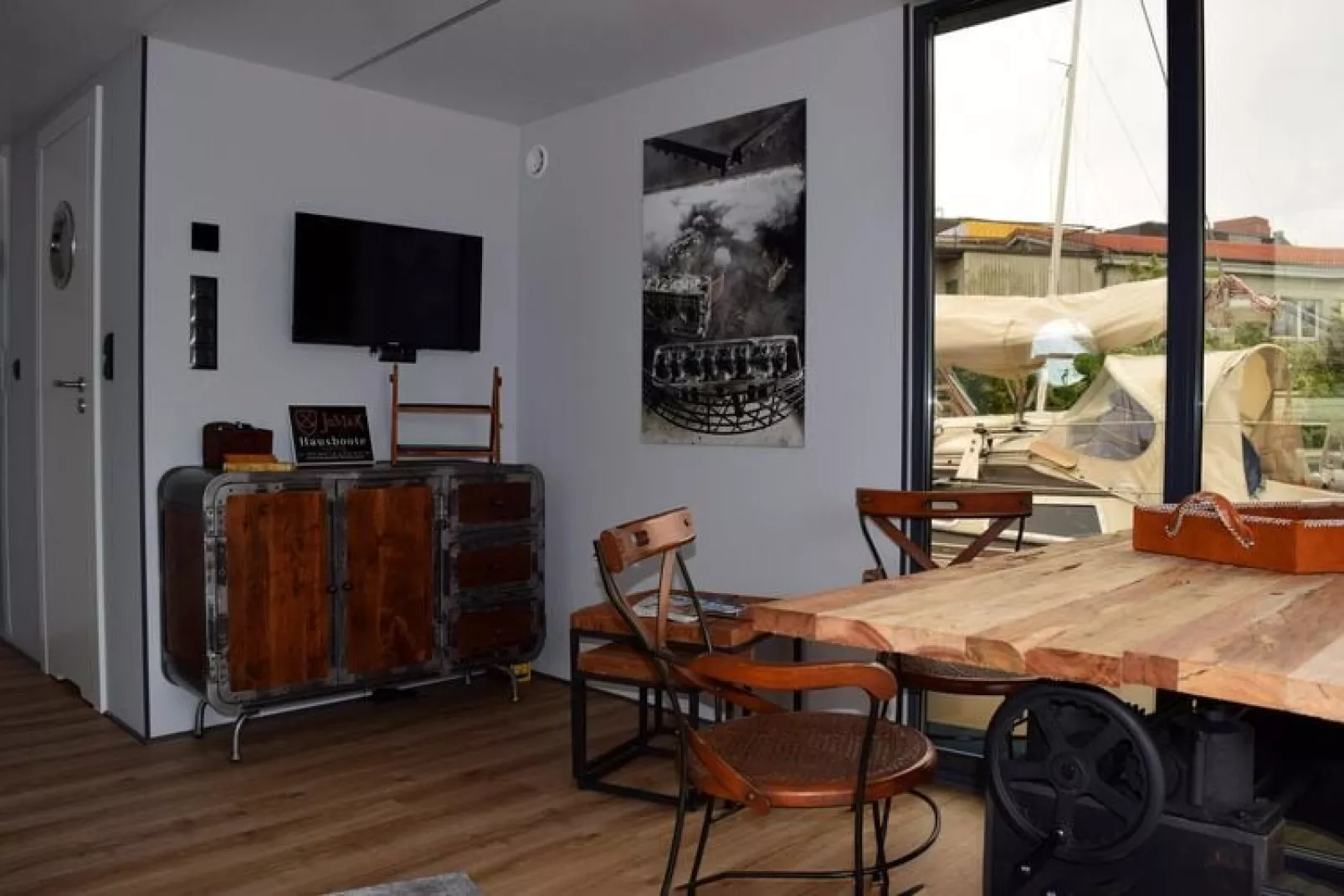 Hausboot Leni-Living room