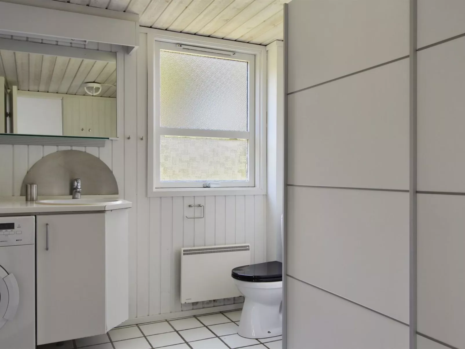 "Halwarth" - 250m from the sea-Inside