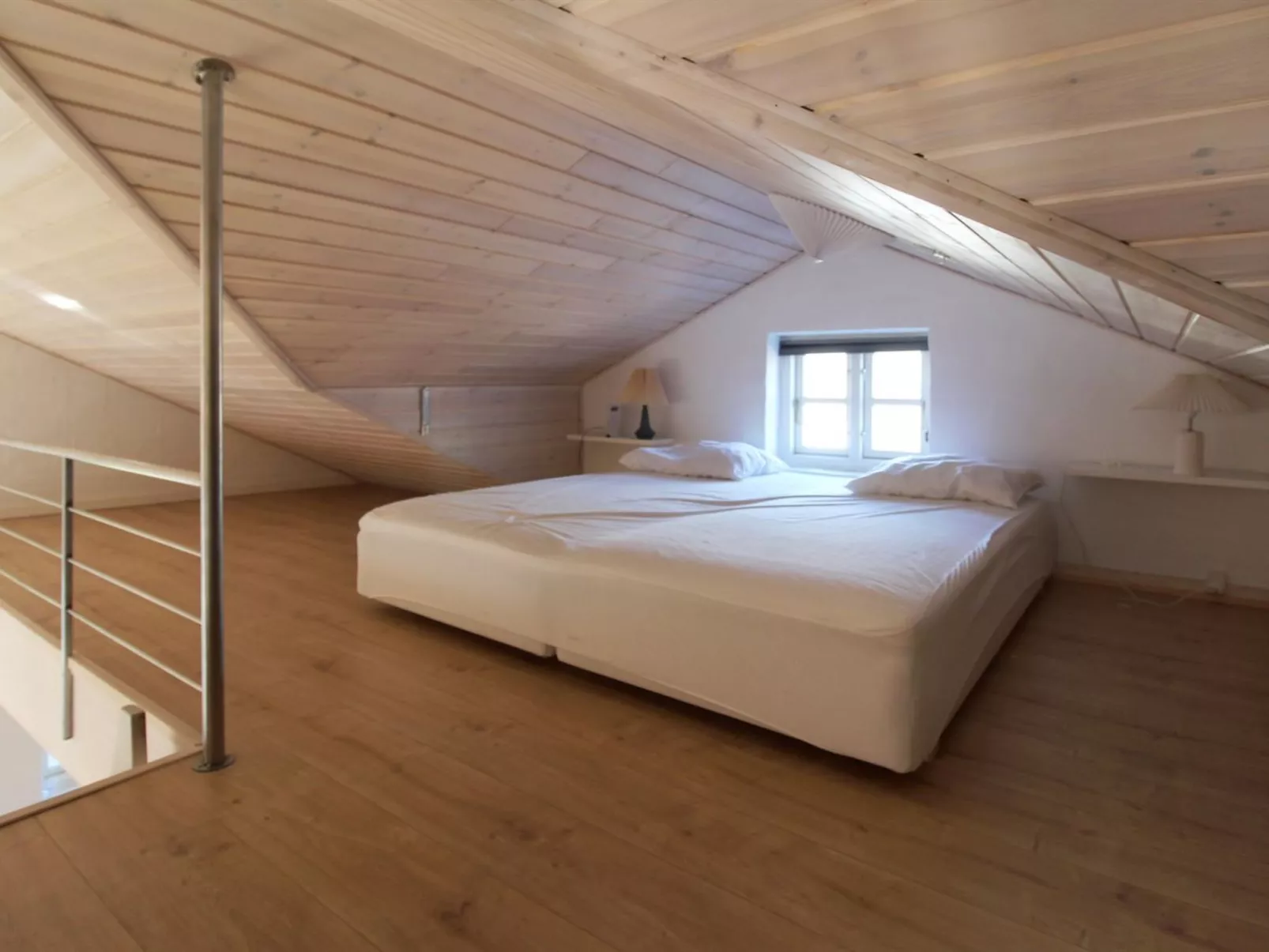 "Norman" - 150m from the sea-Inside