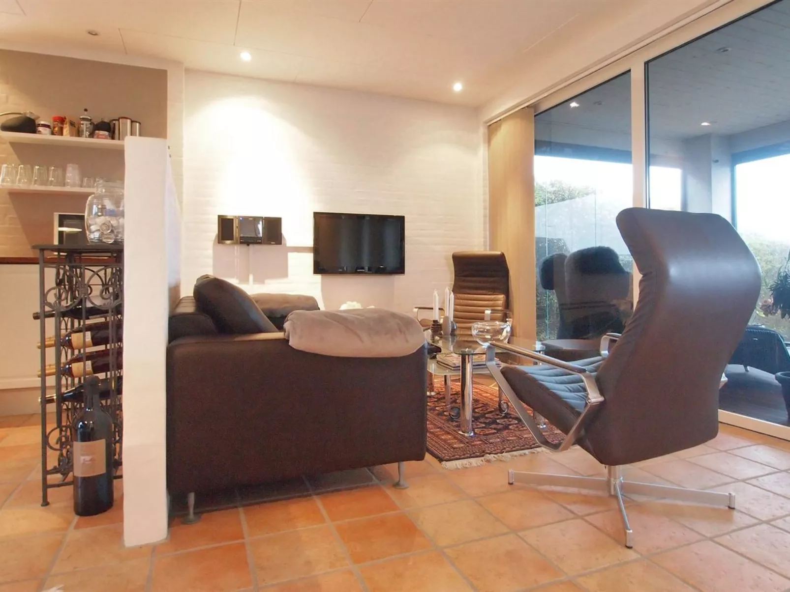 "Laila" - 50m from the sea-Inside