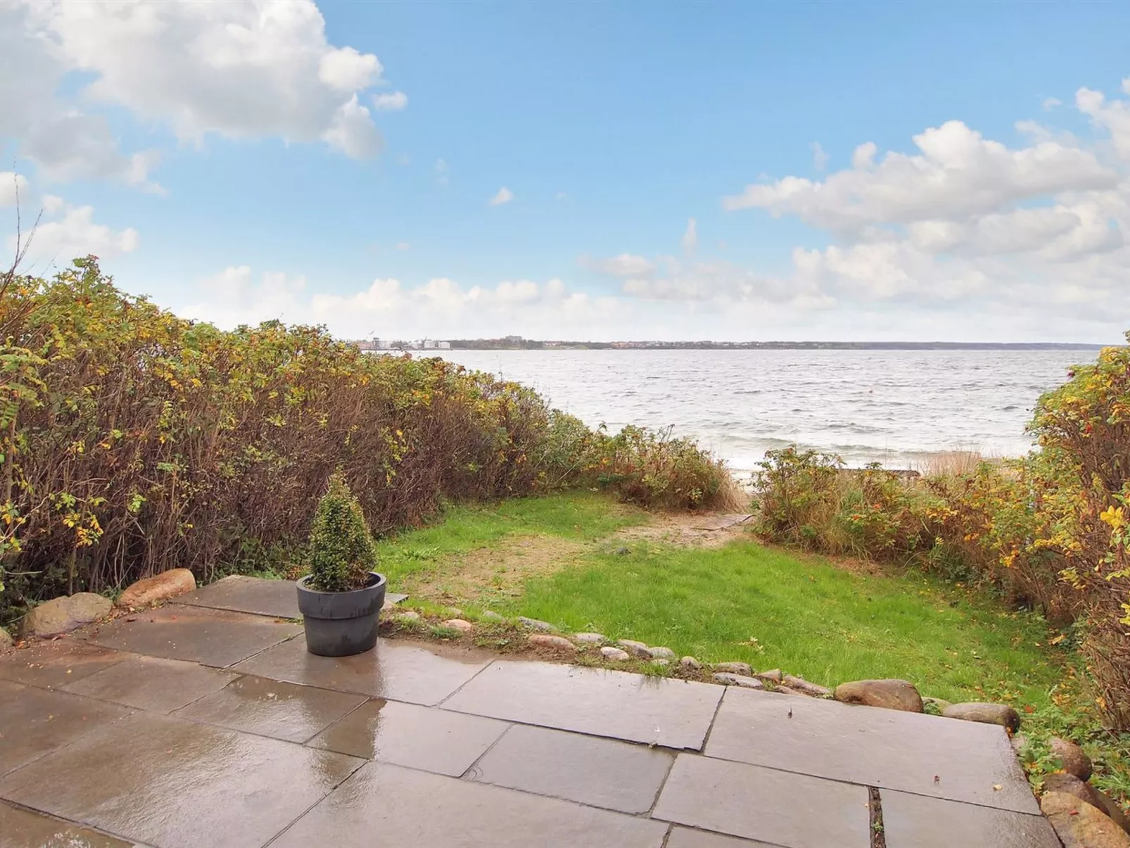 "Laila" - 50m from the sea-Outside
