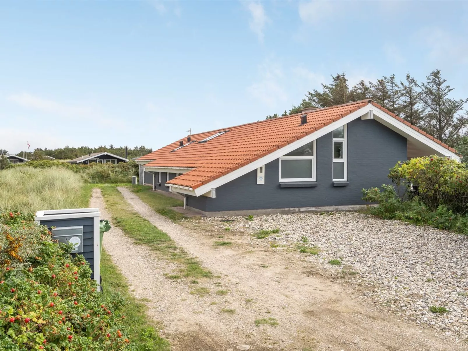 "Hariet" - 600m from the sea-Outside