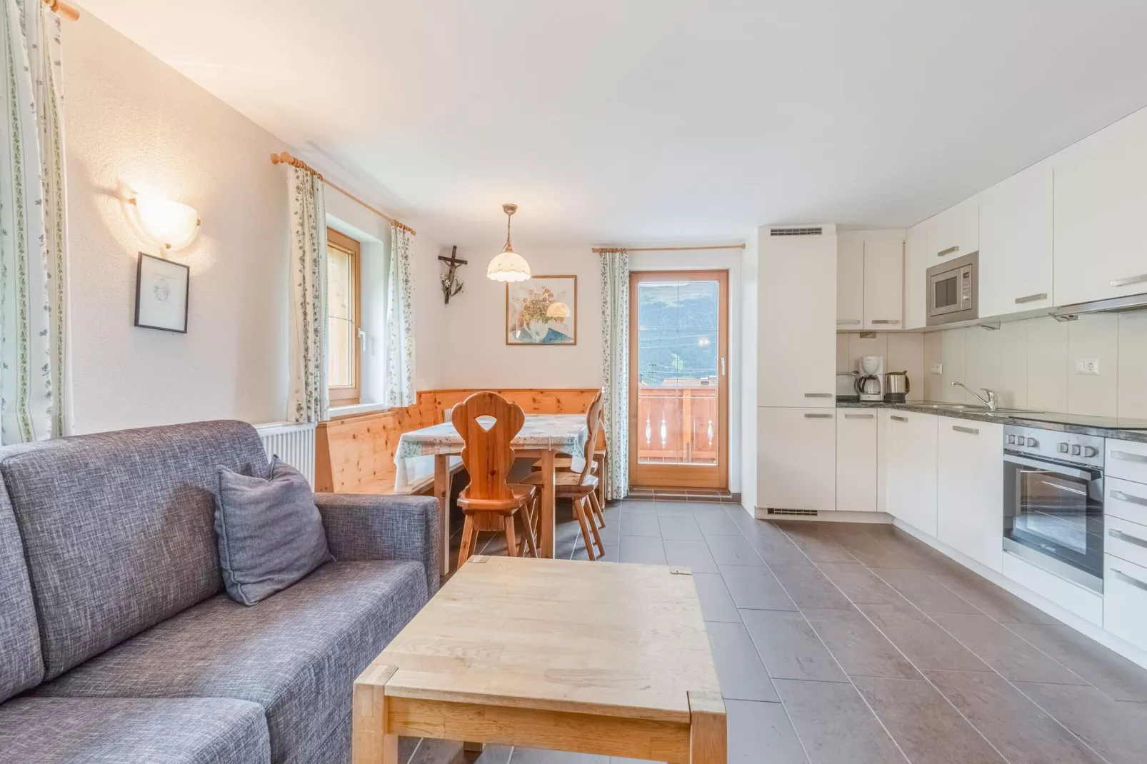 Appartement Almrose-Salon