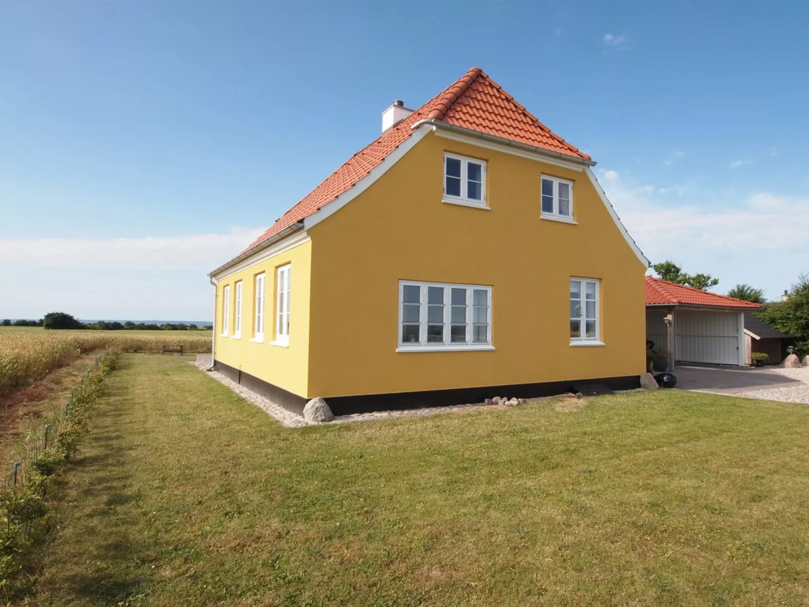 "Store" - 700m from the sea-Outside