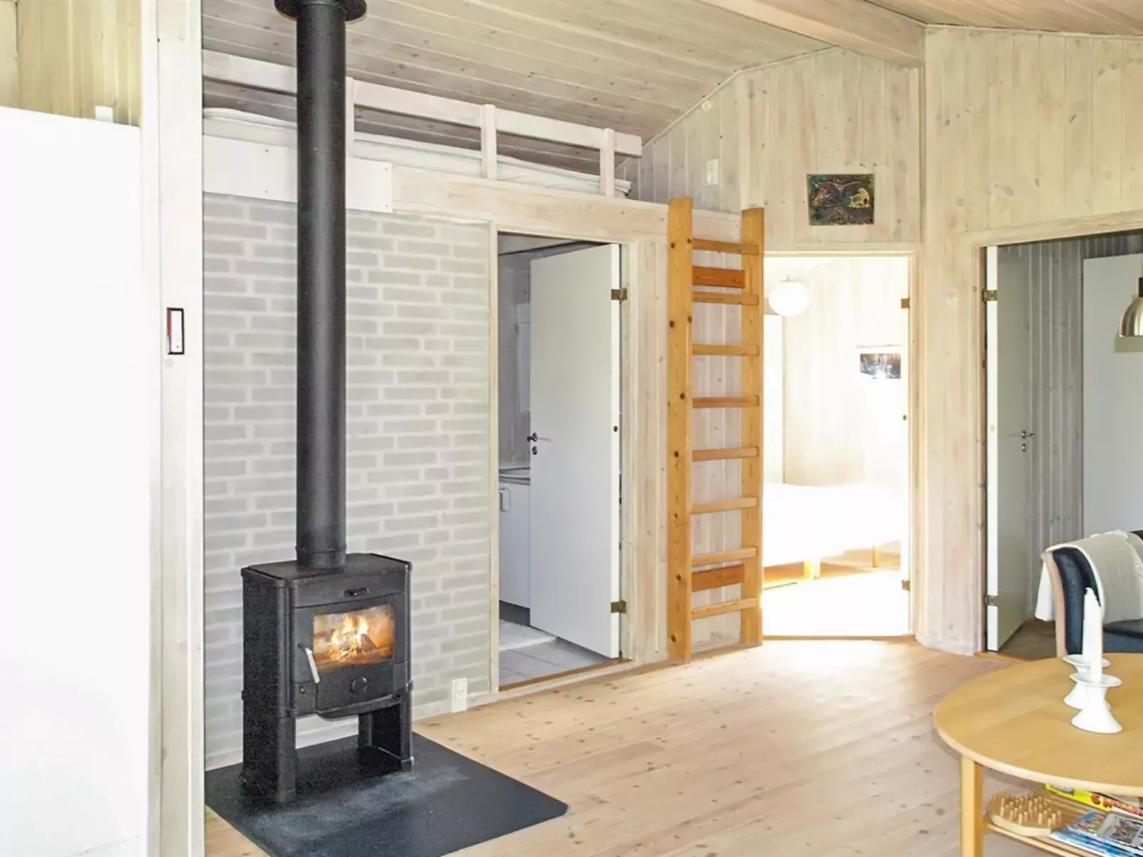 "Tia" - 900m from the sea-Inside