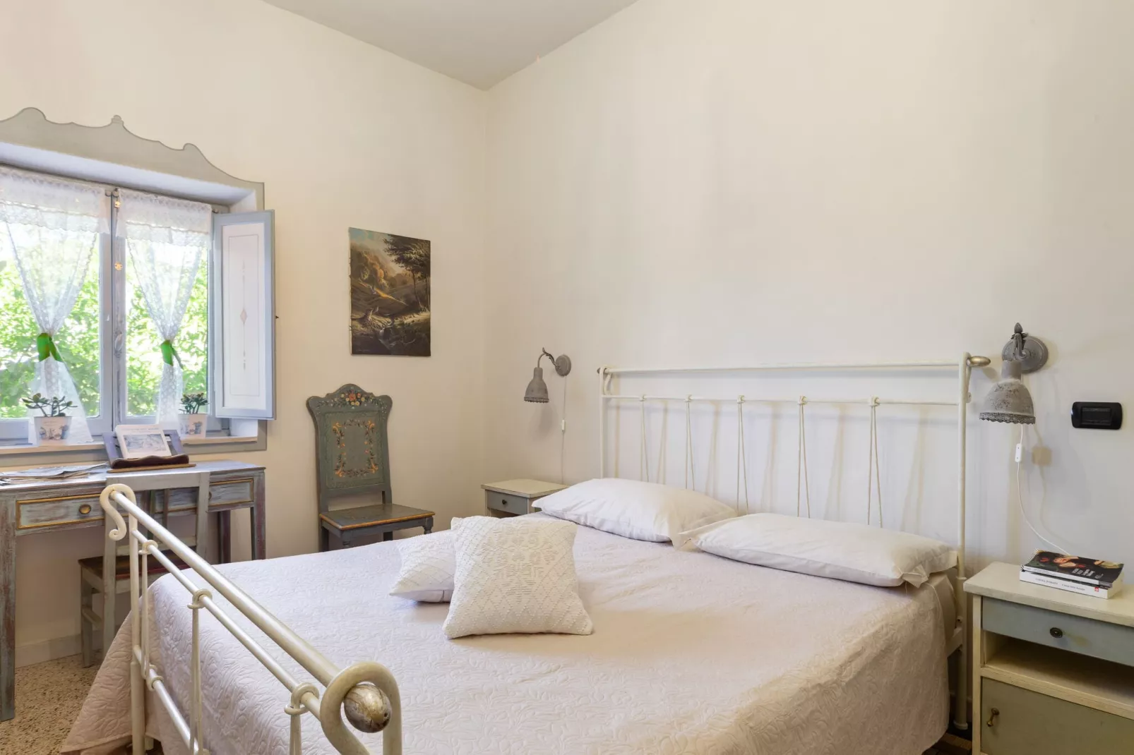 Antico Leccio-Bedroom