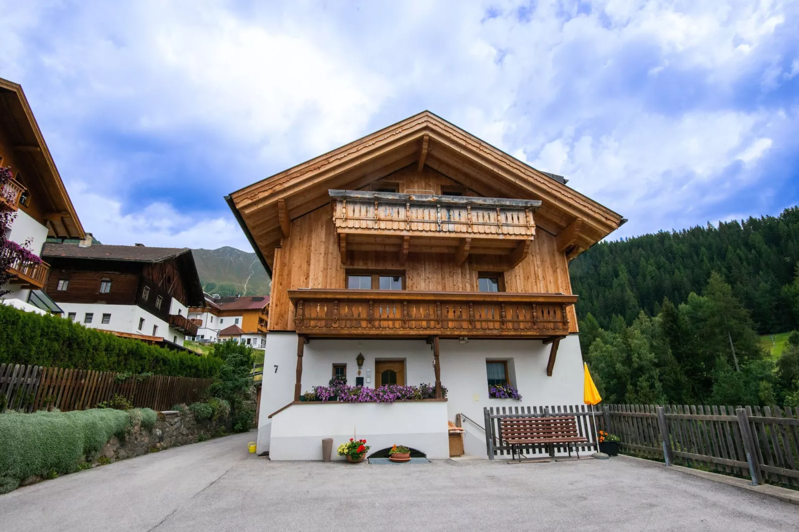 Appartement Almrose-Balcon-terrasse
