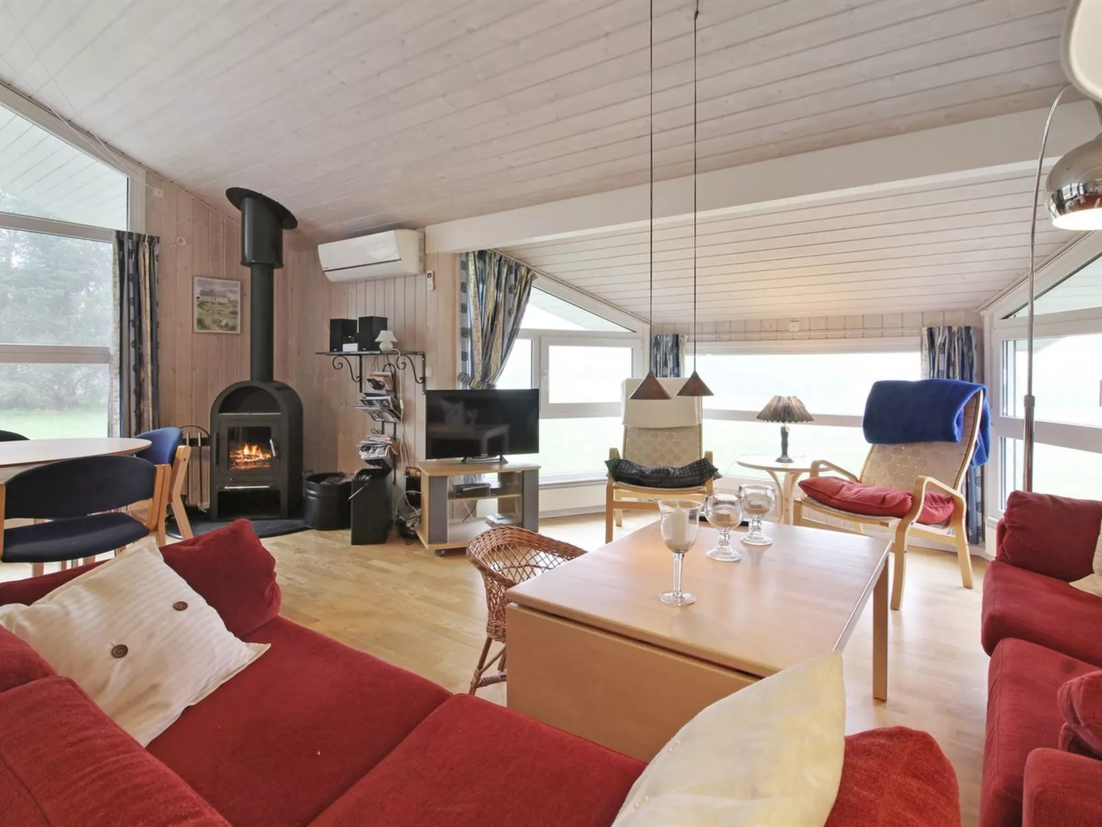 "Vilmar" - 1.2km from the sea-Inside