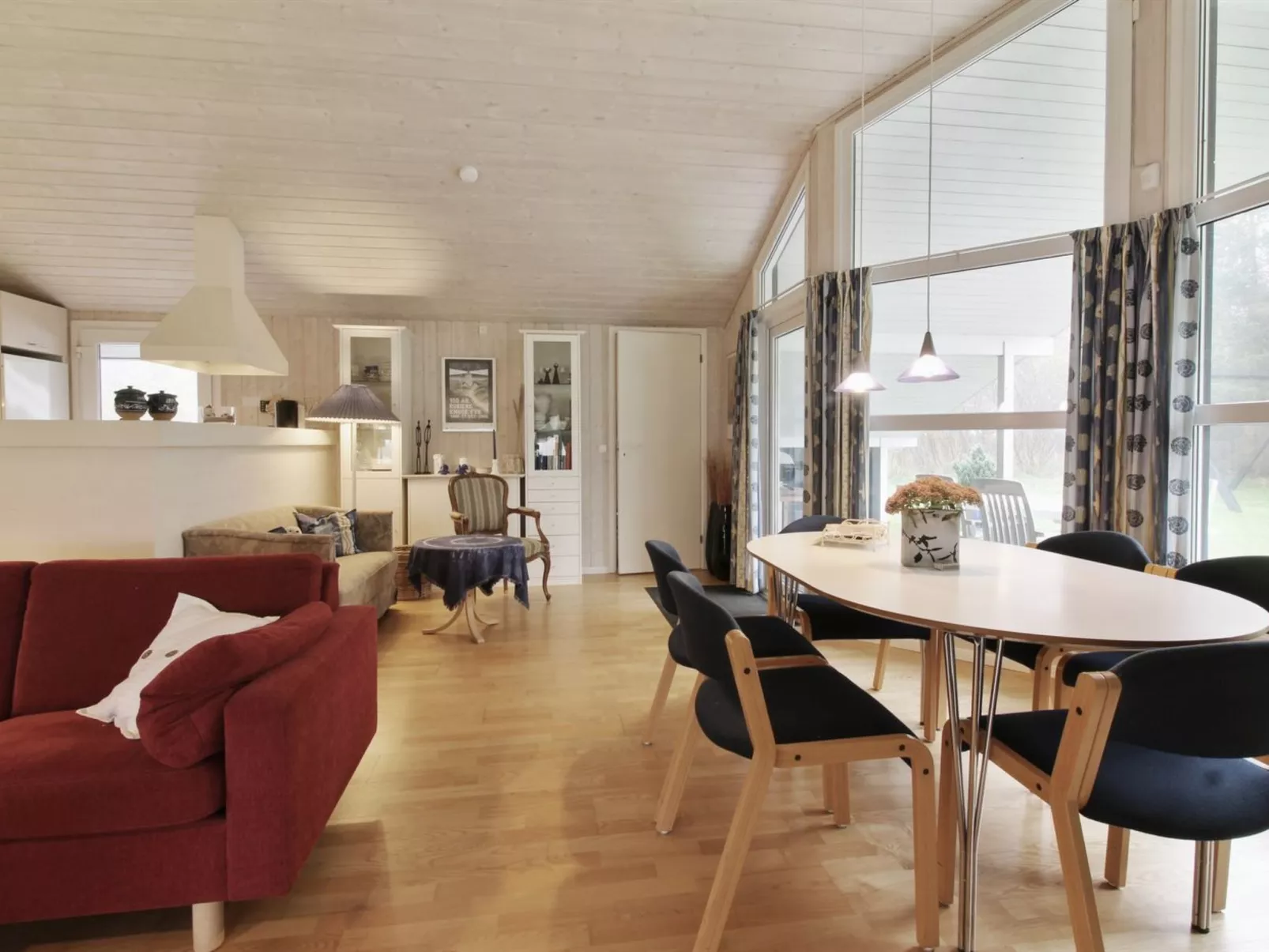 "Vilmar" - 1.2km from the sea-Inside
