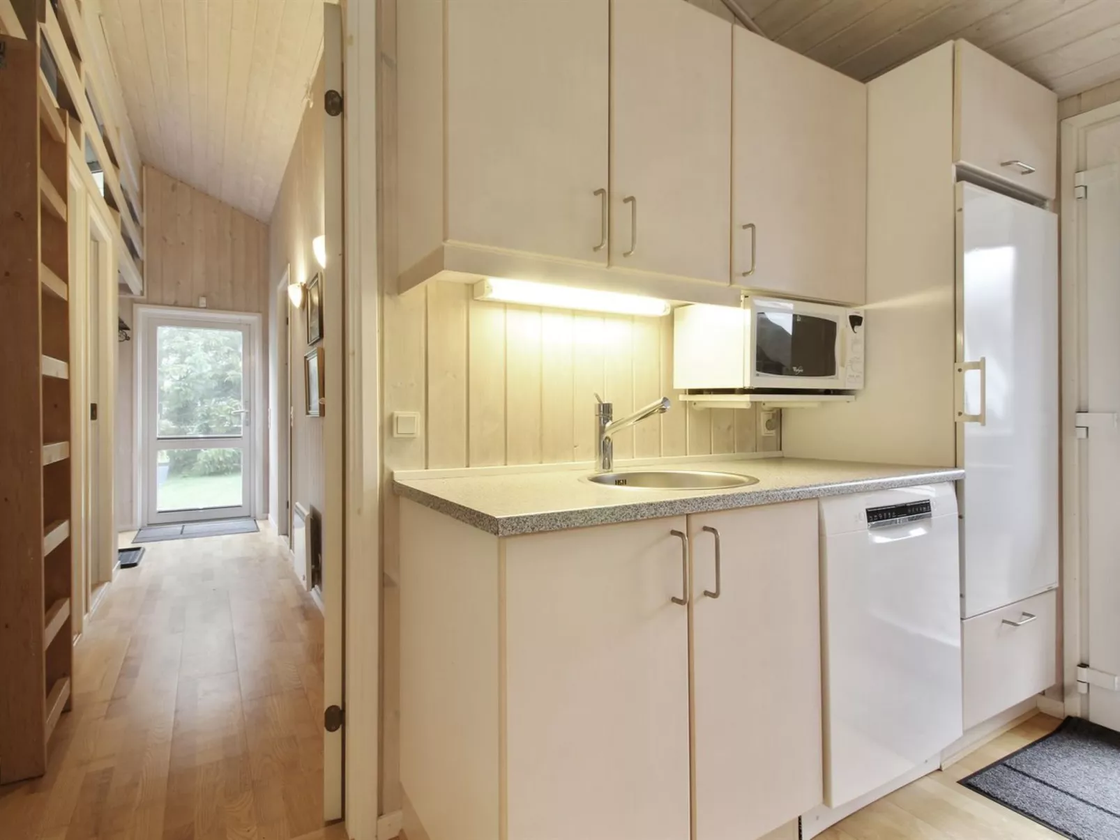 "Vilmar" - 1.2km from the sea-Inside