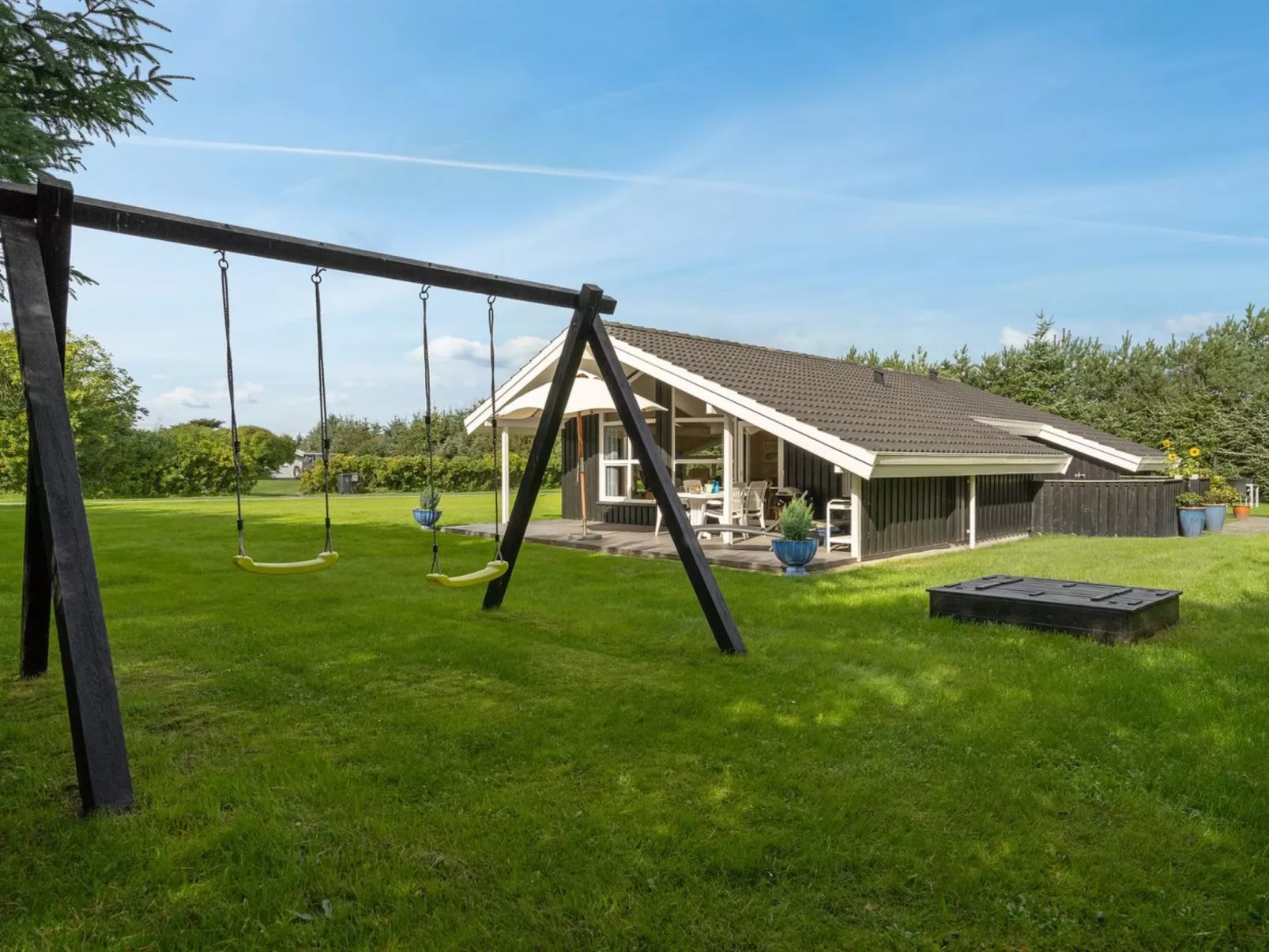 "Vilmar" - 1.2km from the sea-Outside