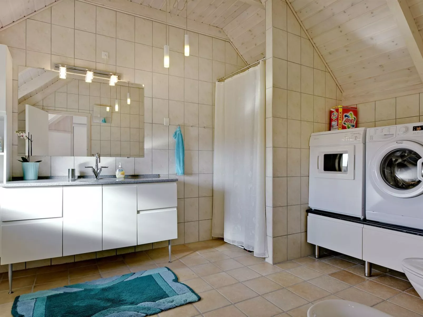 "Ansine" - 1.2km from the sea-Inside