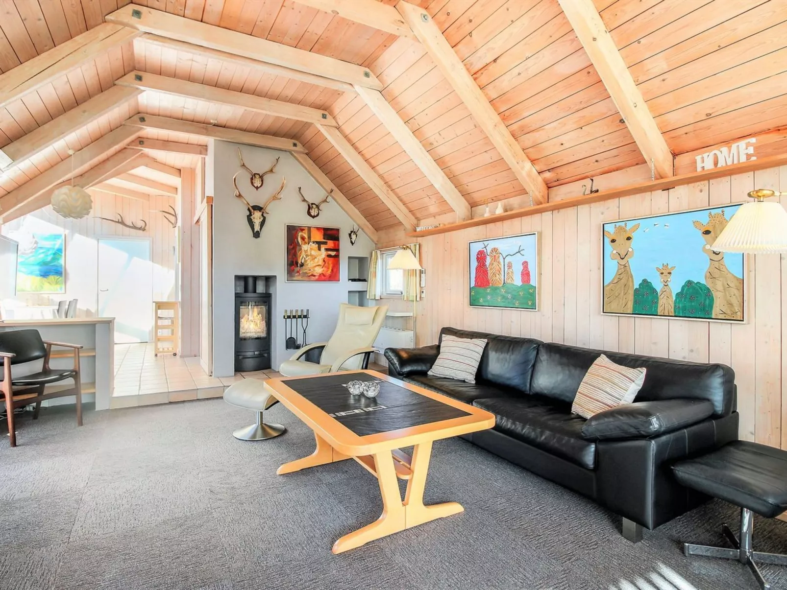 "Ansine" - 1.2km from the sea-Inside