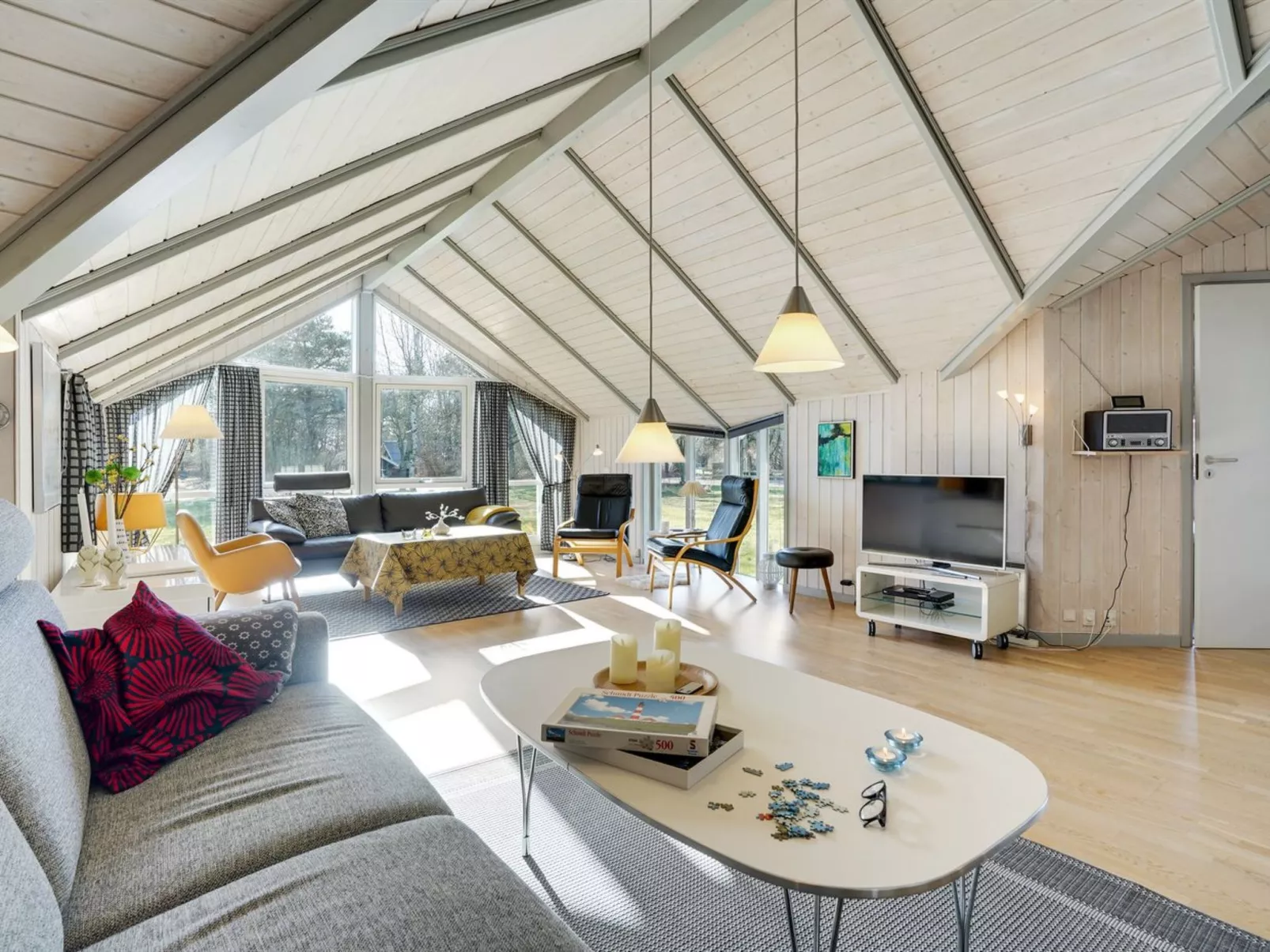 "Torben" - 10km from the sea-Inside
