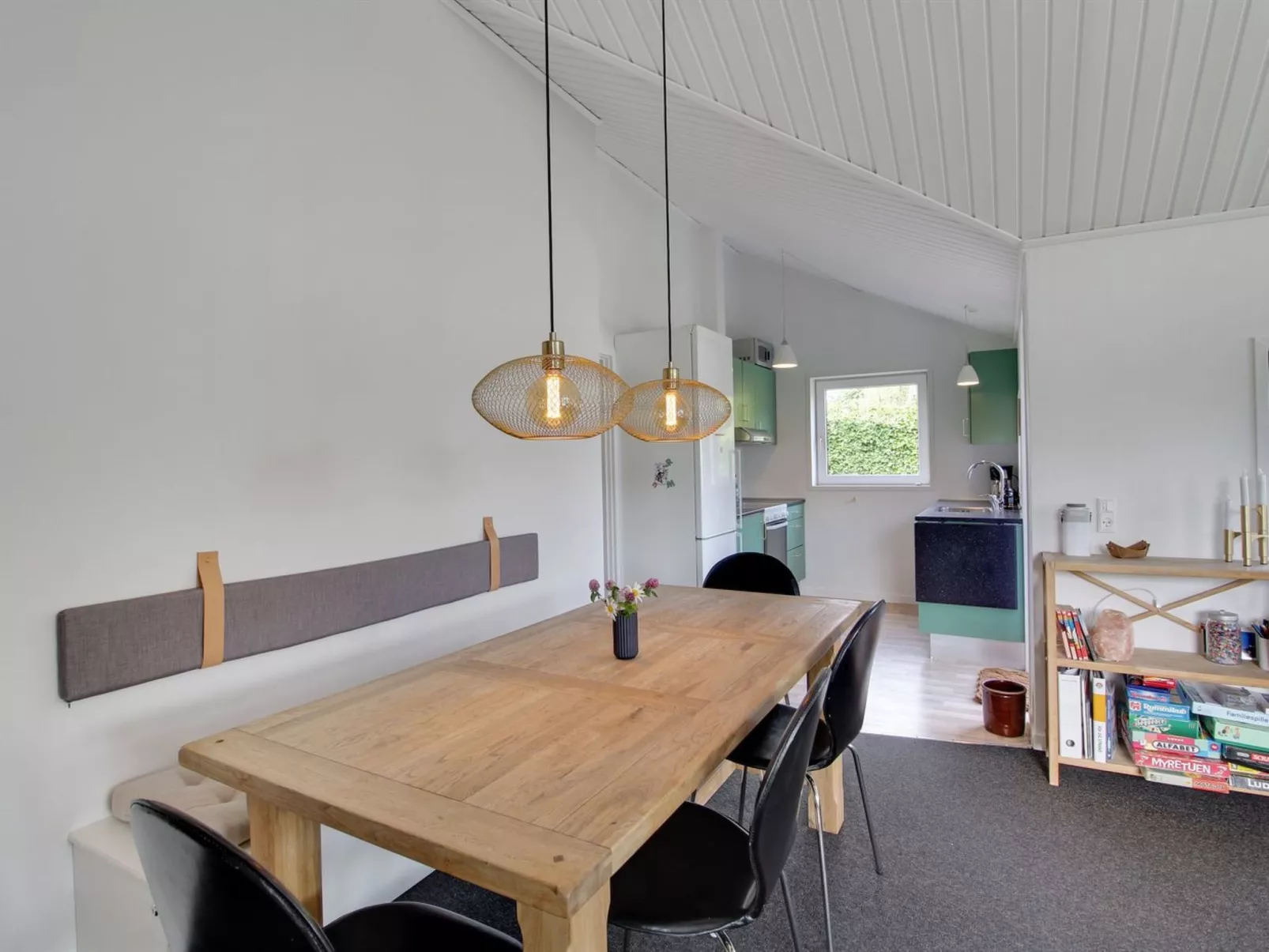 "Kukka" - 600m from the sea-Drinnen