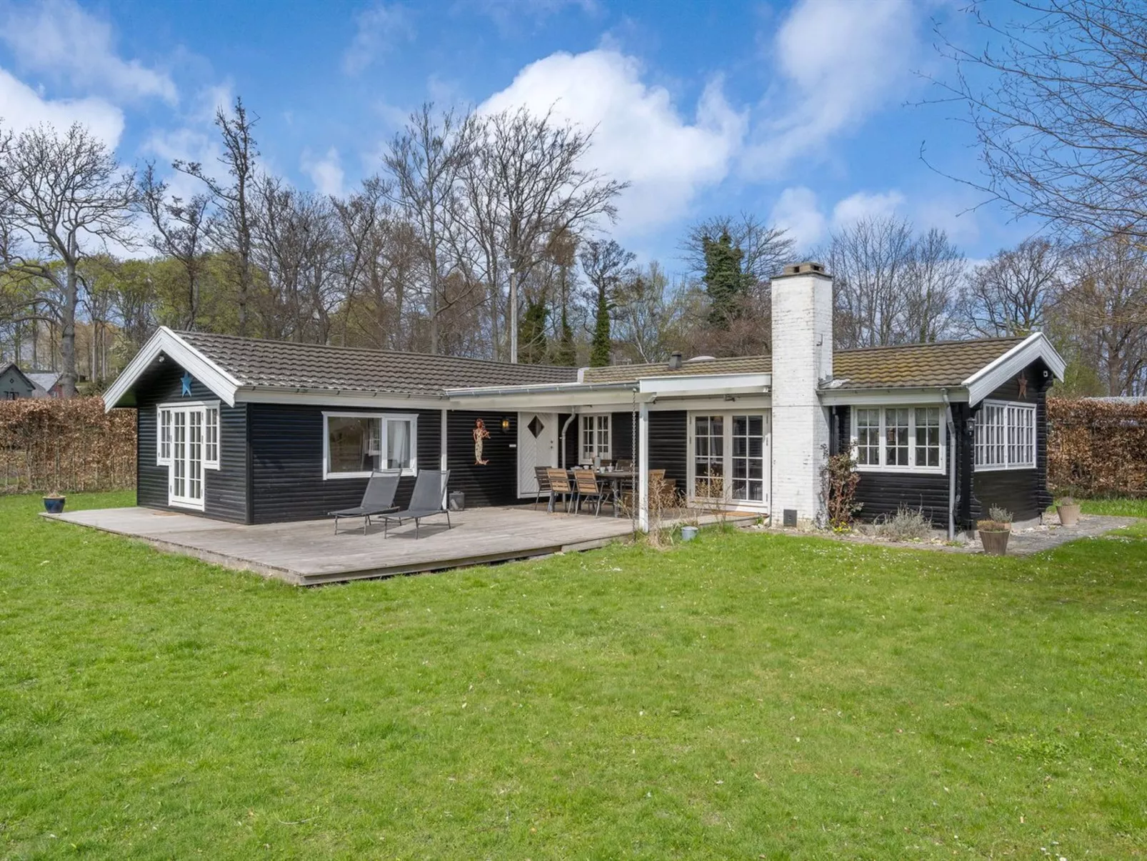 "Hjort" - 100m from the sea-Inside