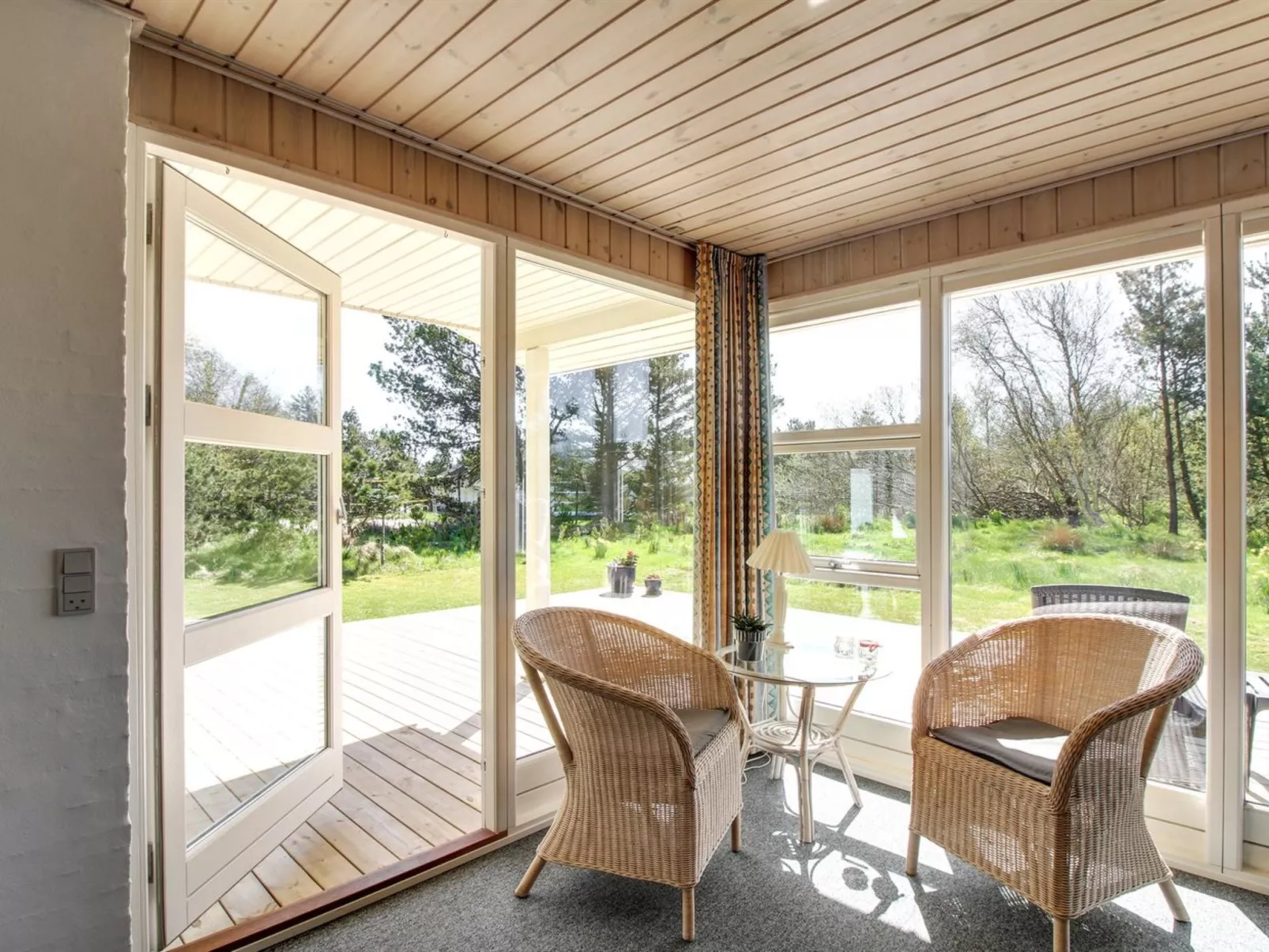 "Aimo" - 1.8km from the sea-Drinnen