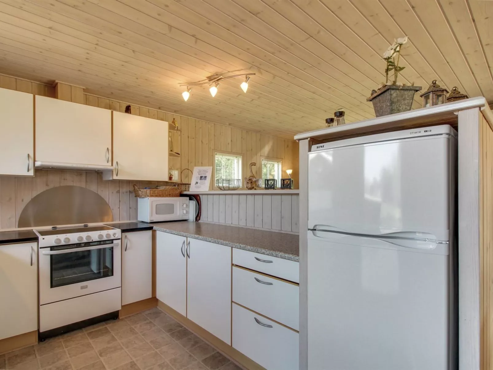 "Aimo" - 1.8km from the sea-Drinnen