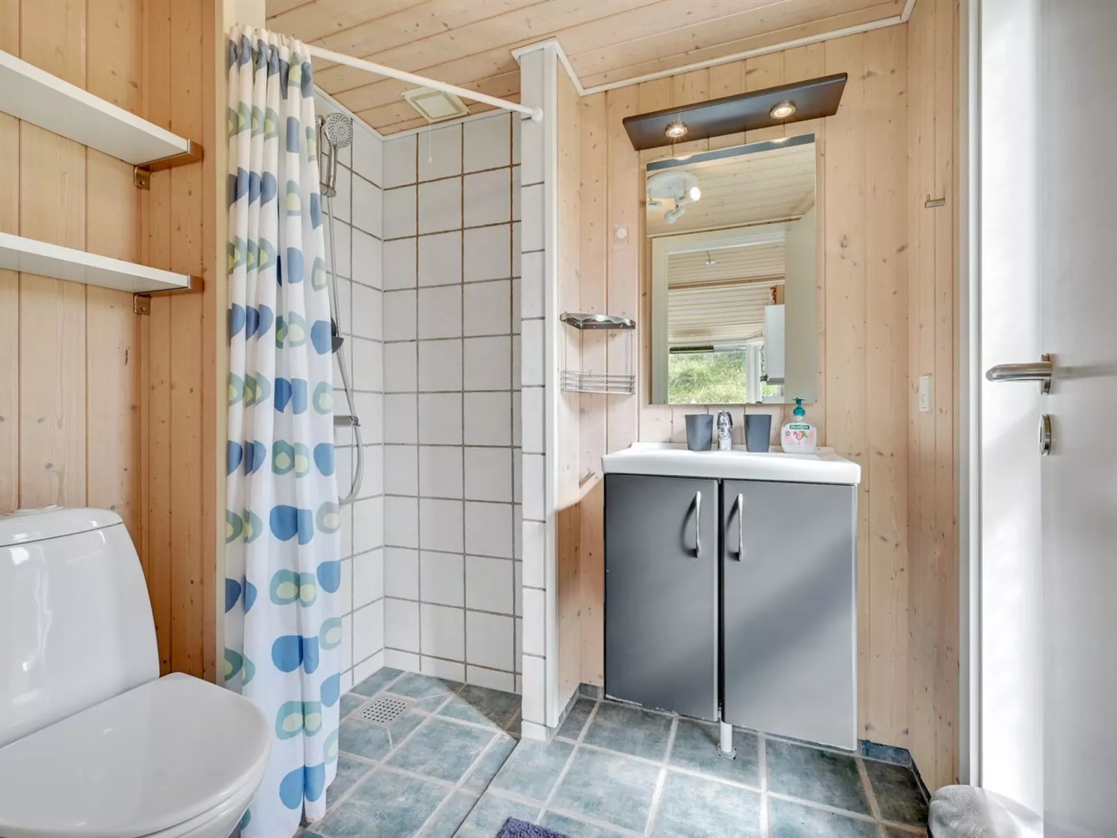 "Asvalde" - 150m from the sea-Inside