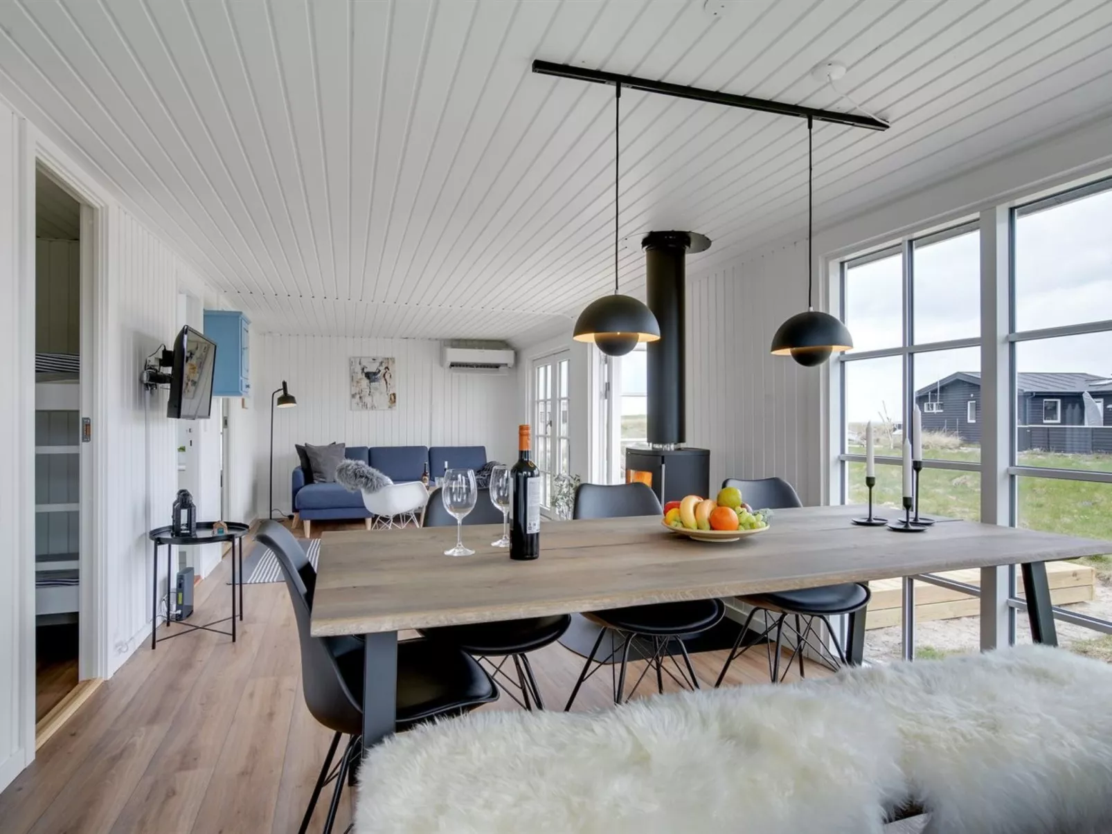 "Adina" - 50m from the sea-Inside