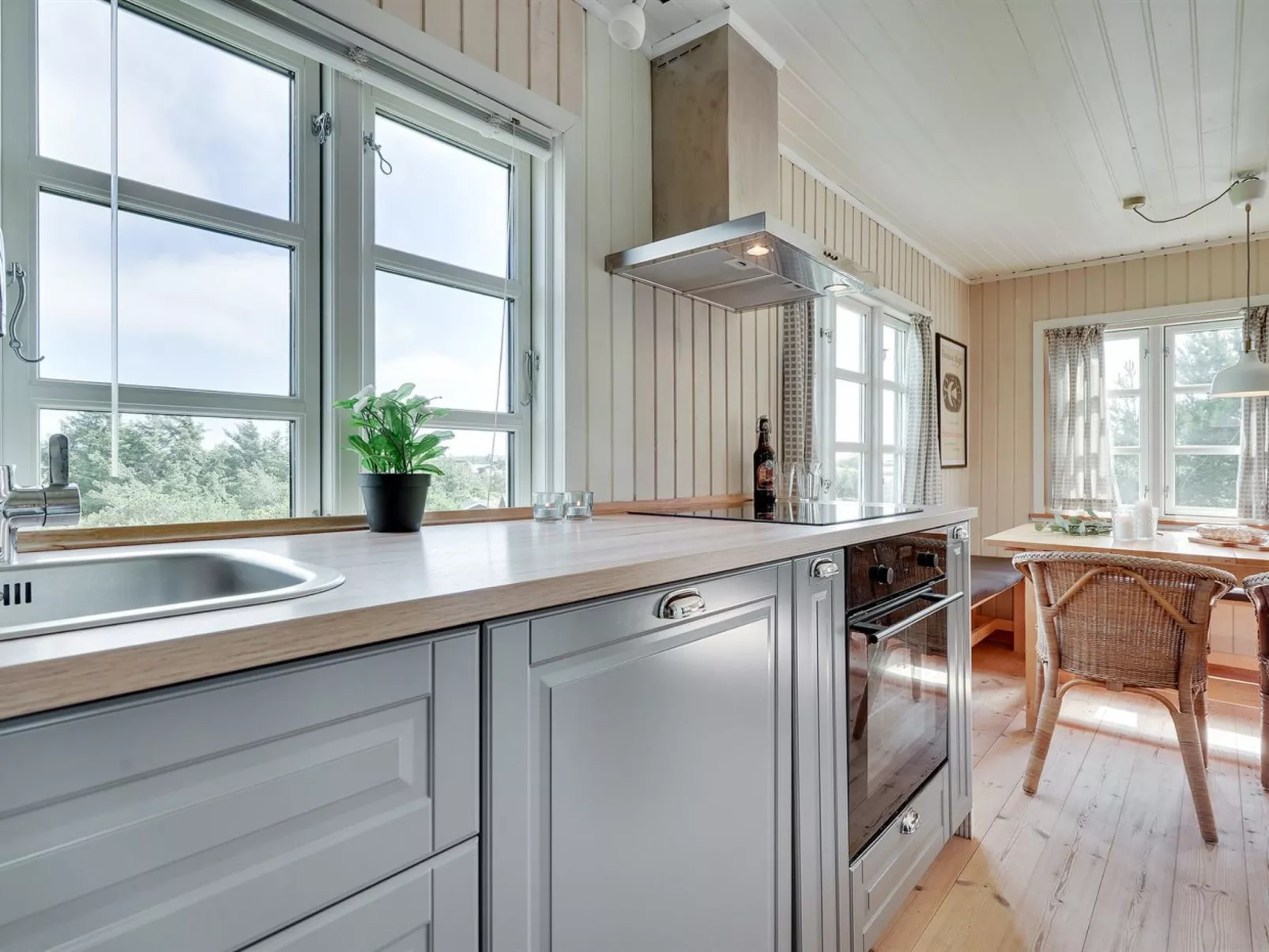 "Erikke" - 300m from the sea-Inside