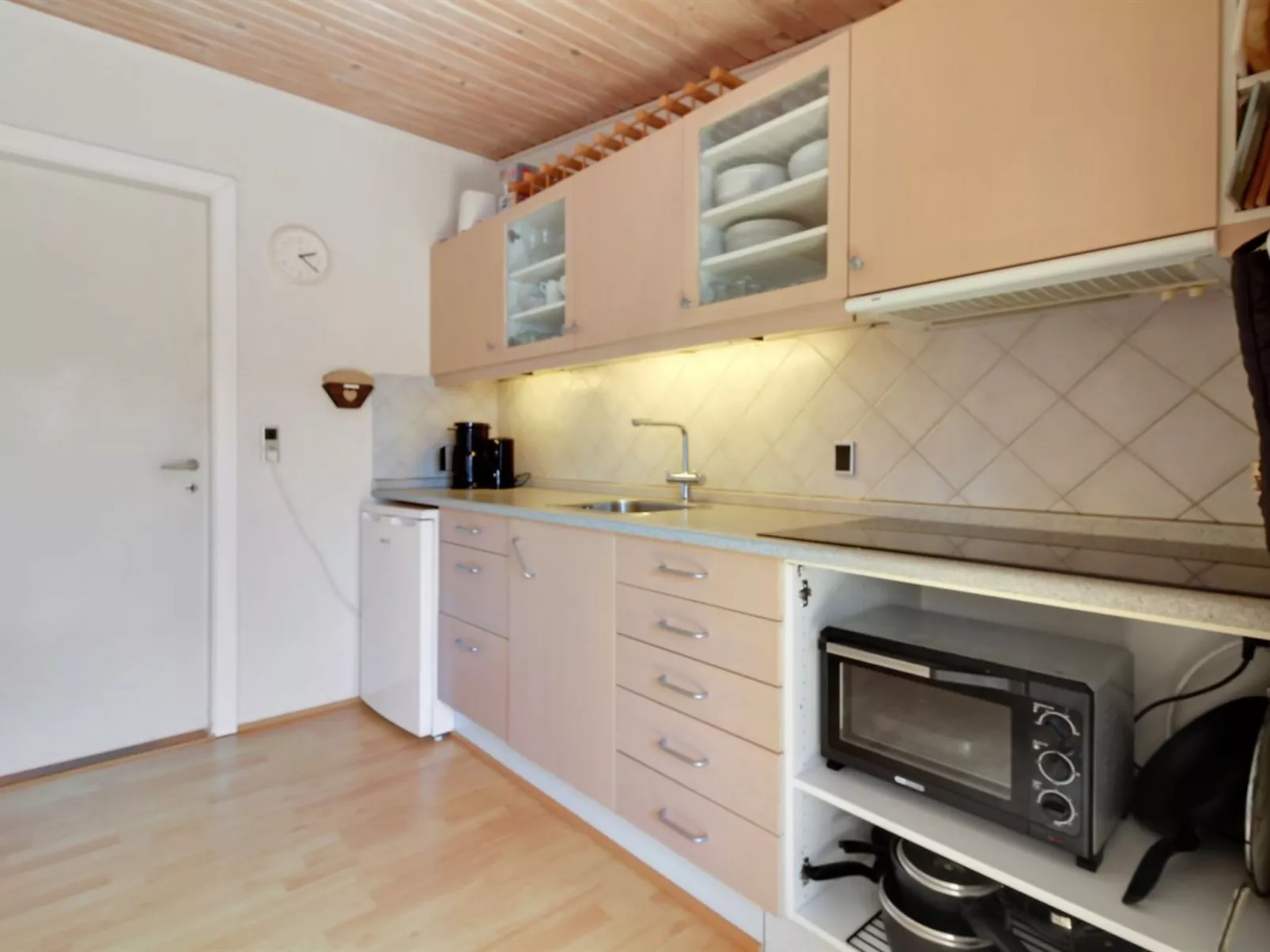 "Genadij" - 1km from the sea-Inside