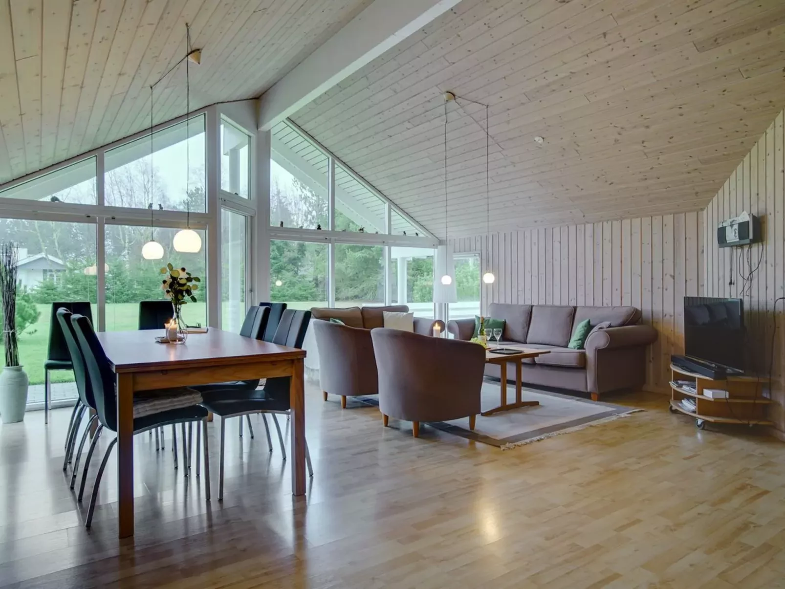 "Tialda" - 1.3km from the sea-Inside