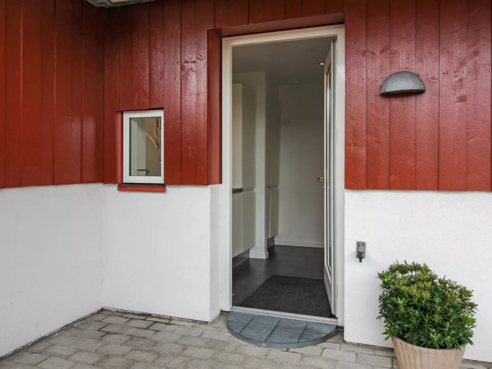 "Keimo" - 600m from the sea-Inside
