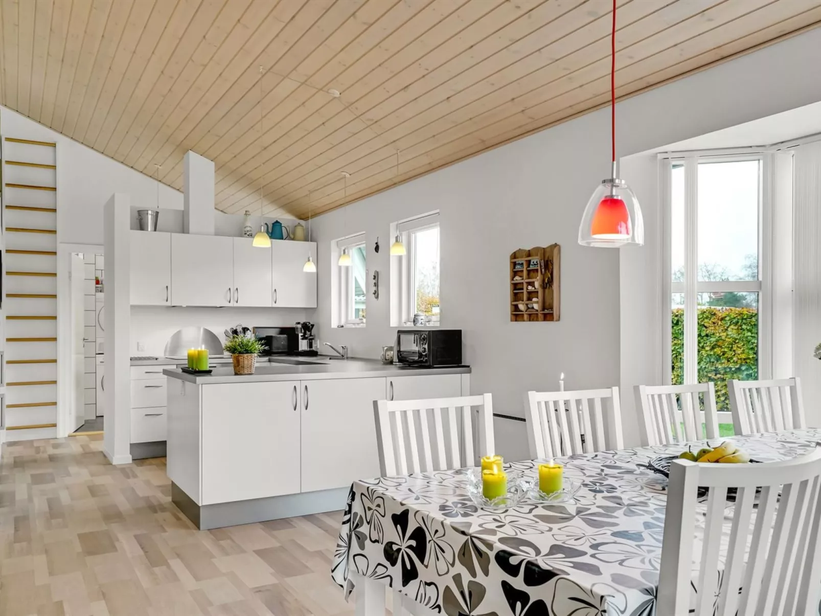 "Ayen" - 1.5km from the sea-Drinnen