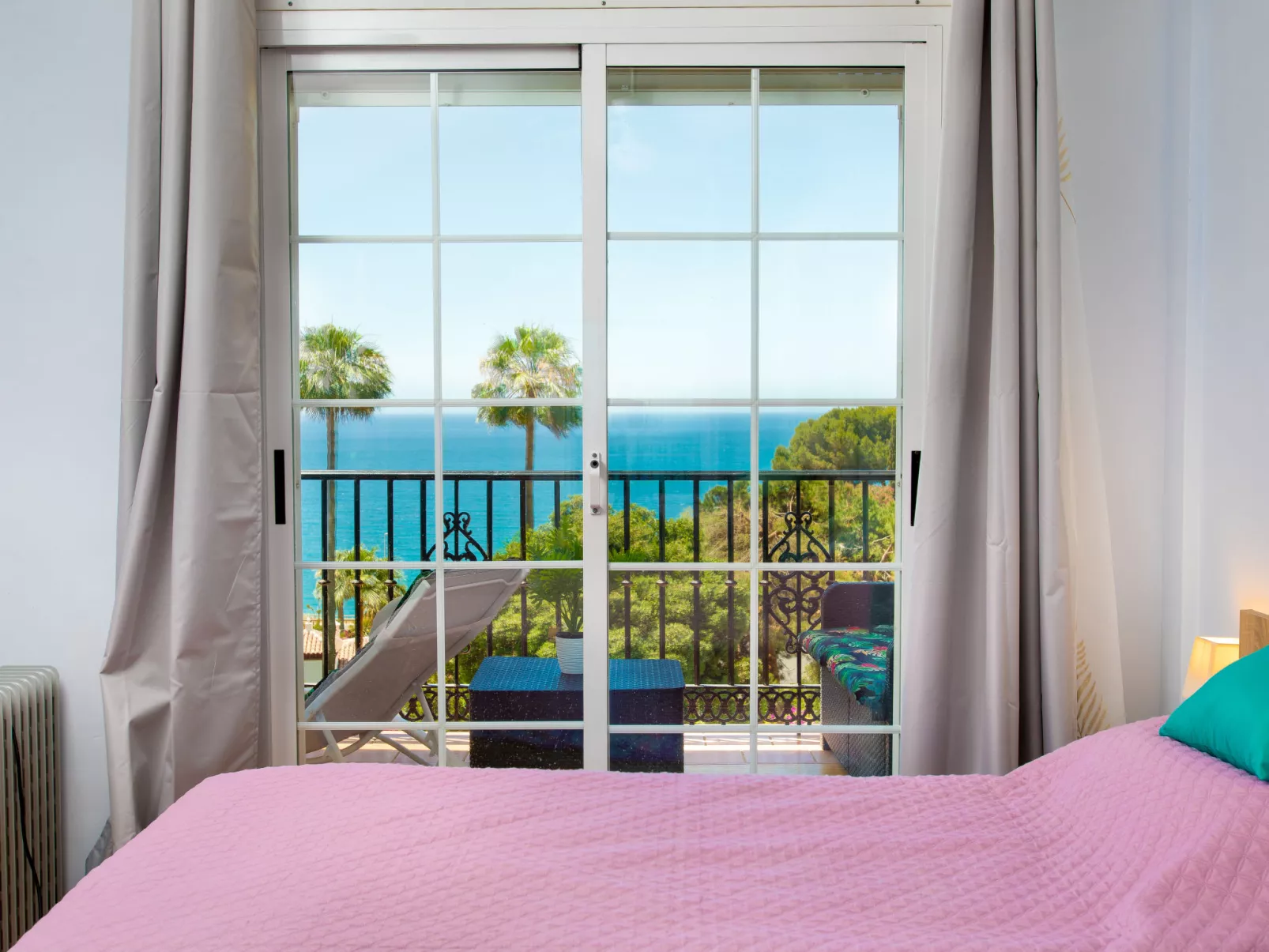 Ladera del Mar-Inside