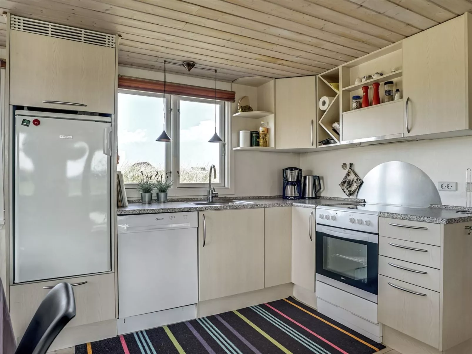 "Fabiana" - 350m from the sea-Inside